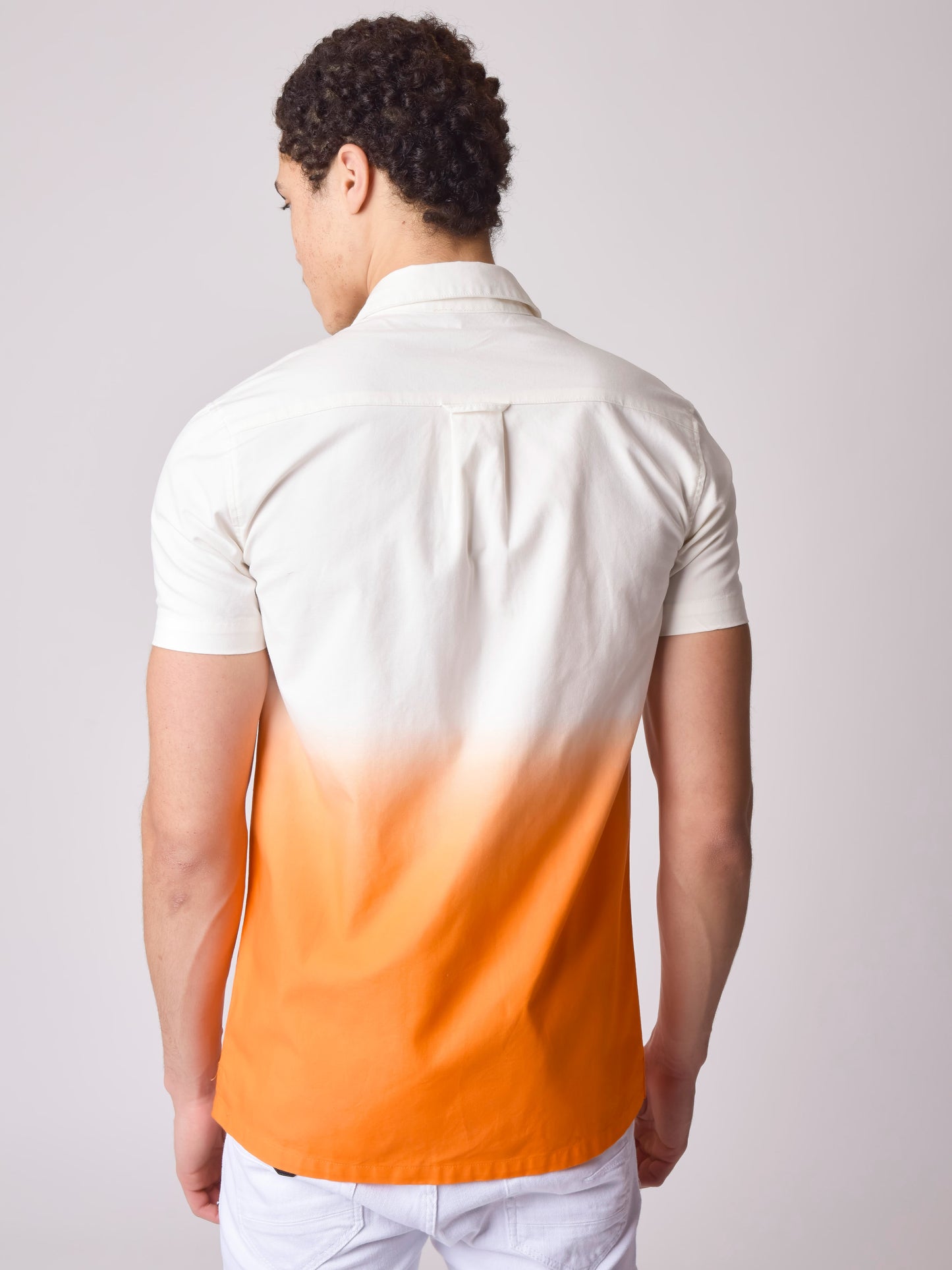2120202-orange-modelshot