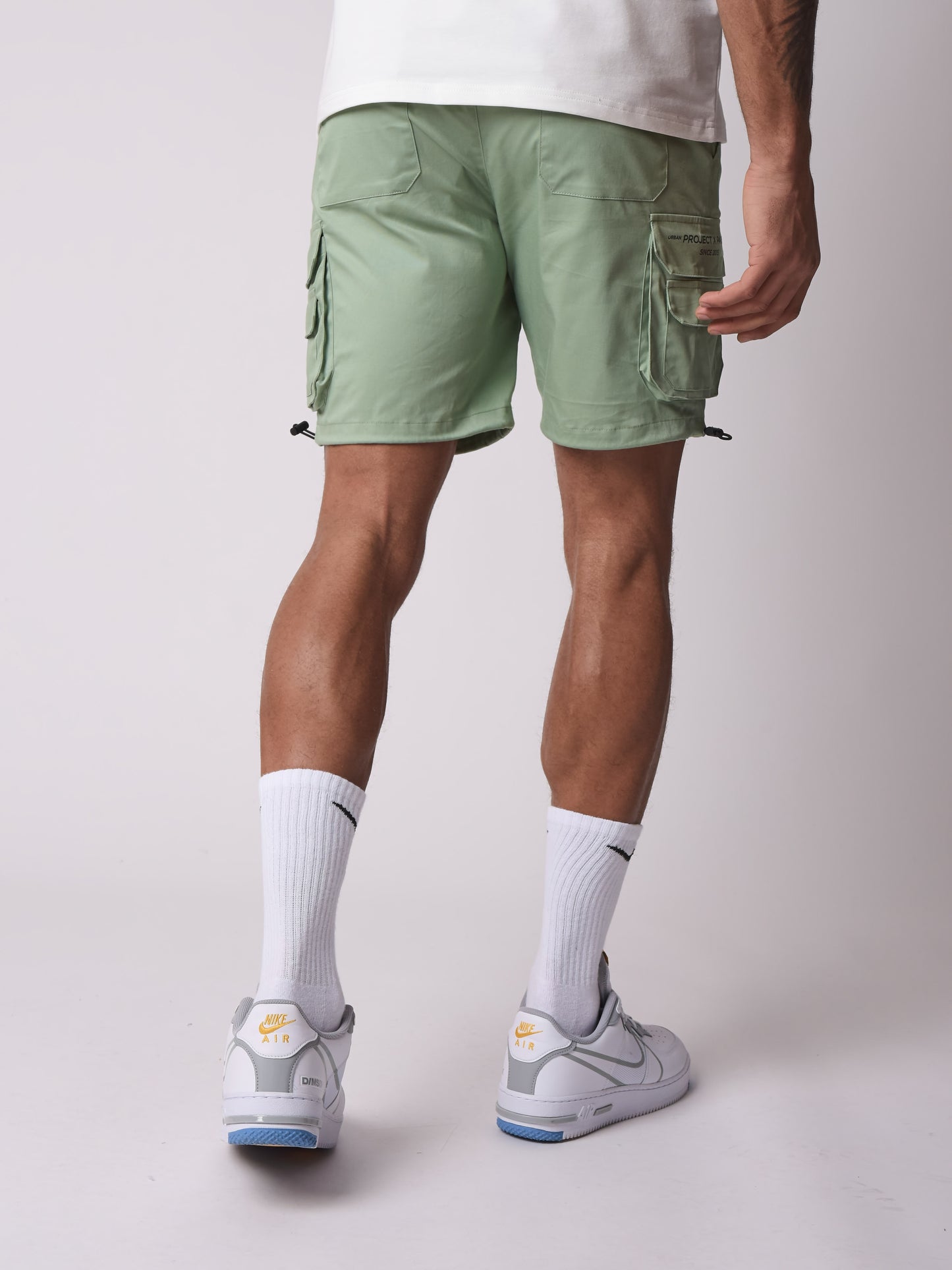 2140225-vert-d-eau-modelshot