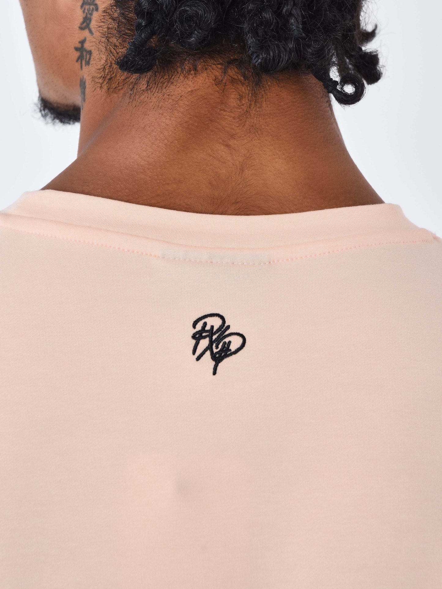 2310068-pale-peach-detailshot