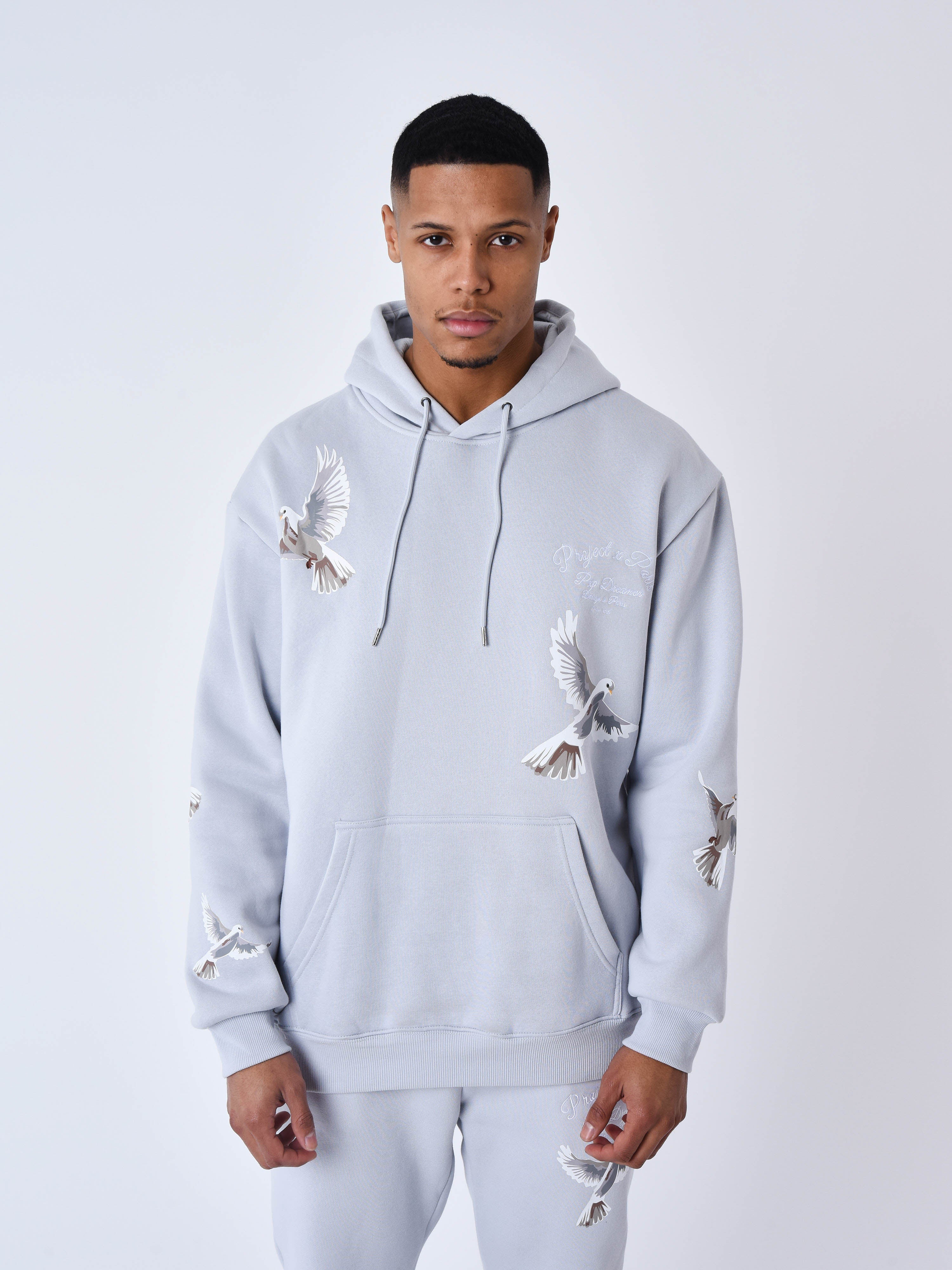 Personnalisez un sweat-shirt à capuche gris style petit-ami, ajoutez Personnalisez un sweat-shirt à capuche gris style petit-ami, ajoutez