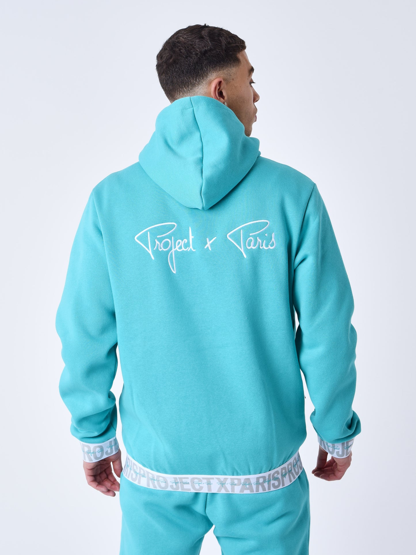 2333104-cyan