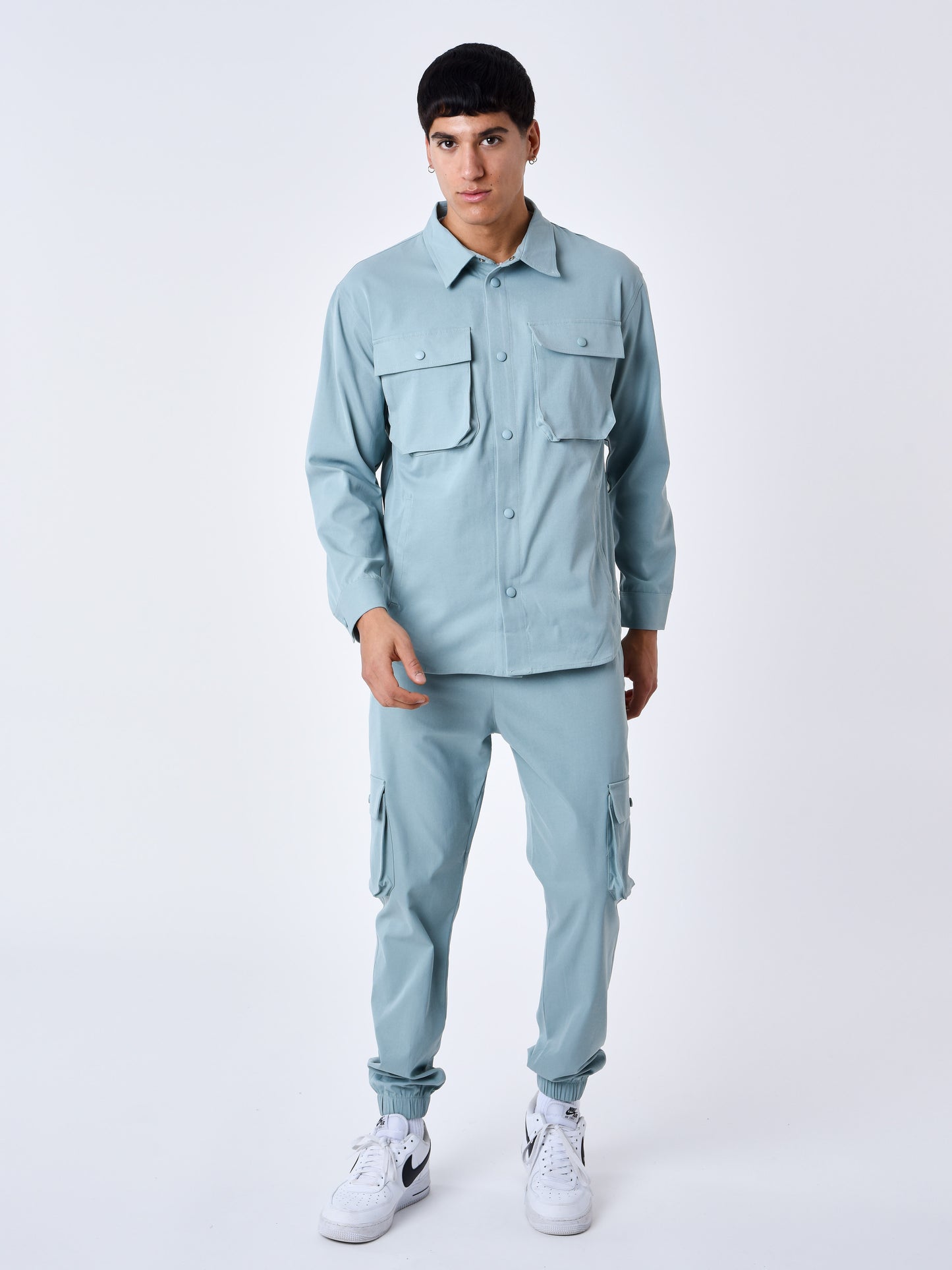 2333106-bleu-vert