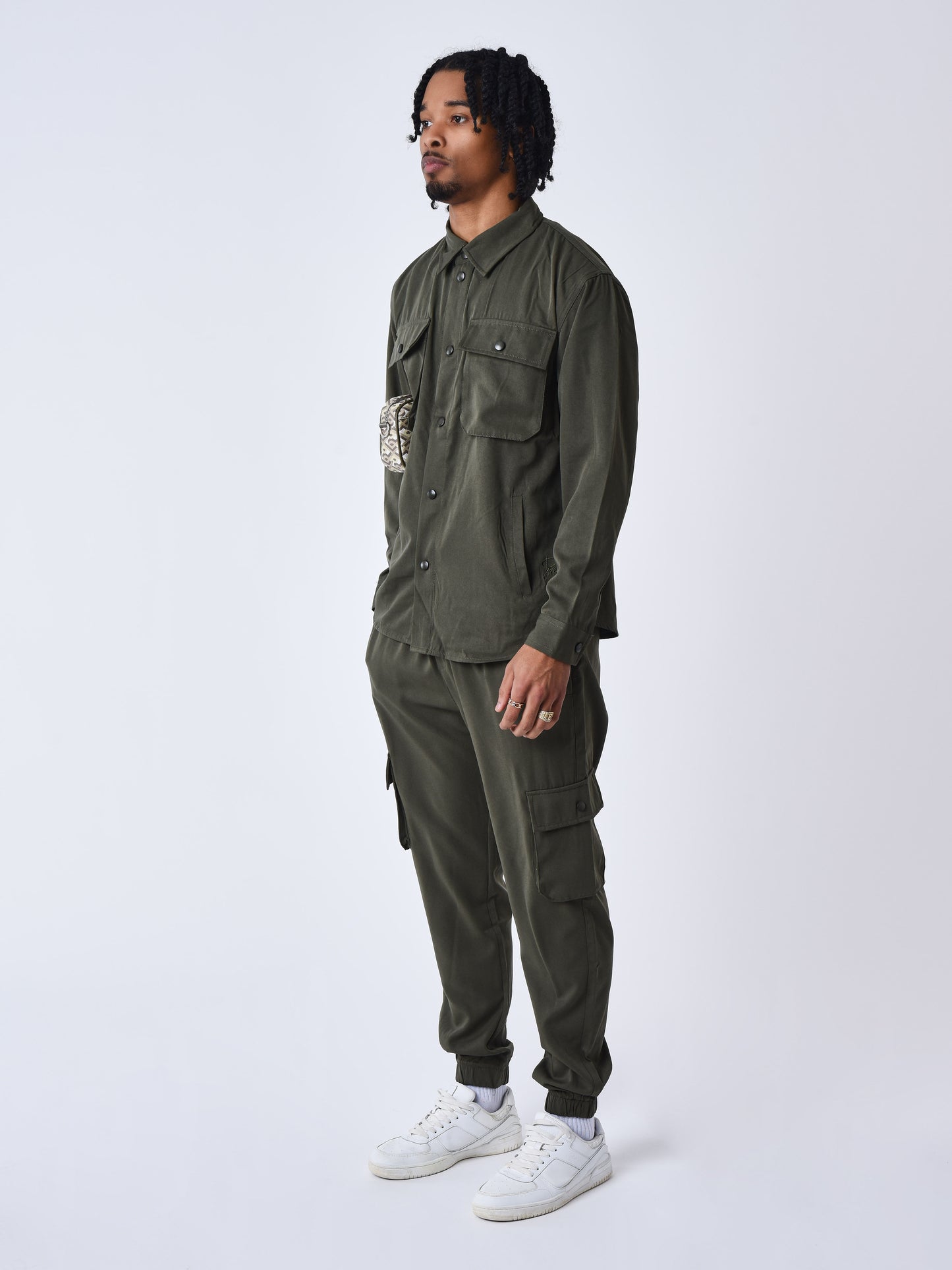 2333106-olive-fonce