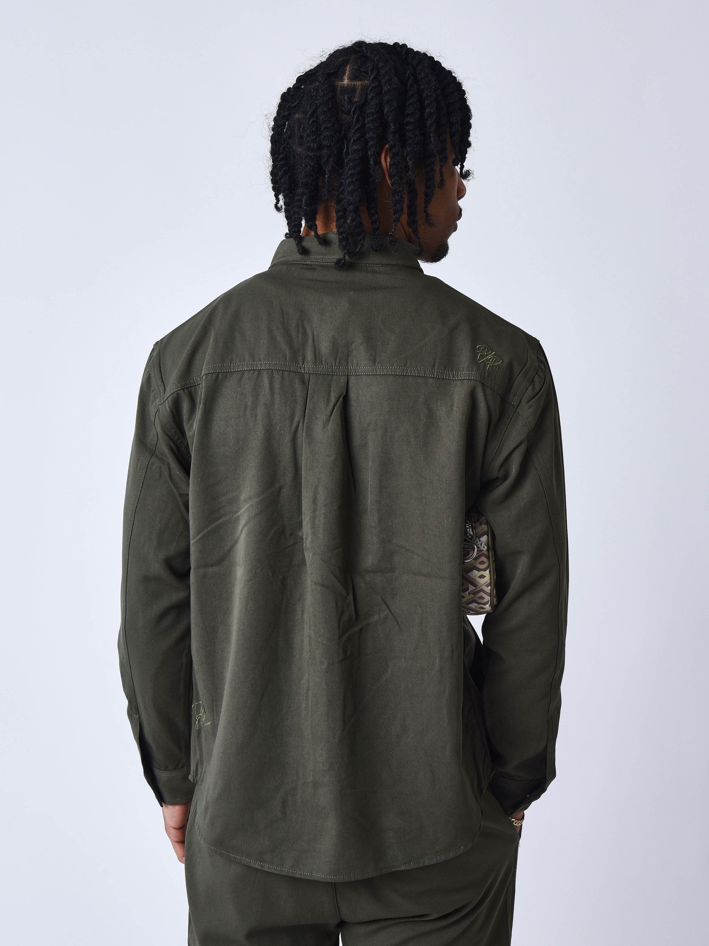 2333106-olive-fonce