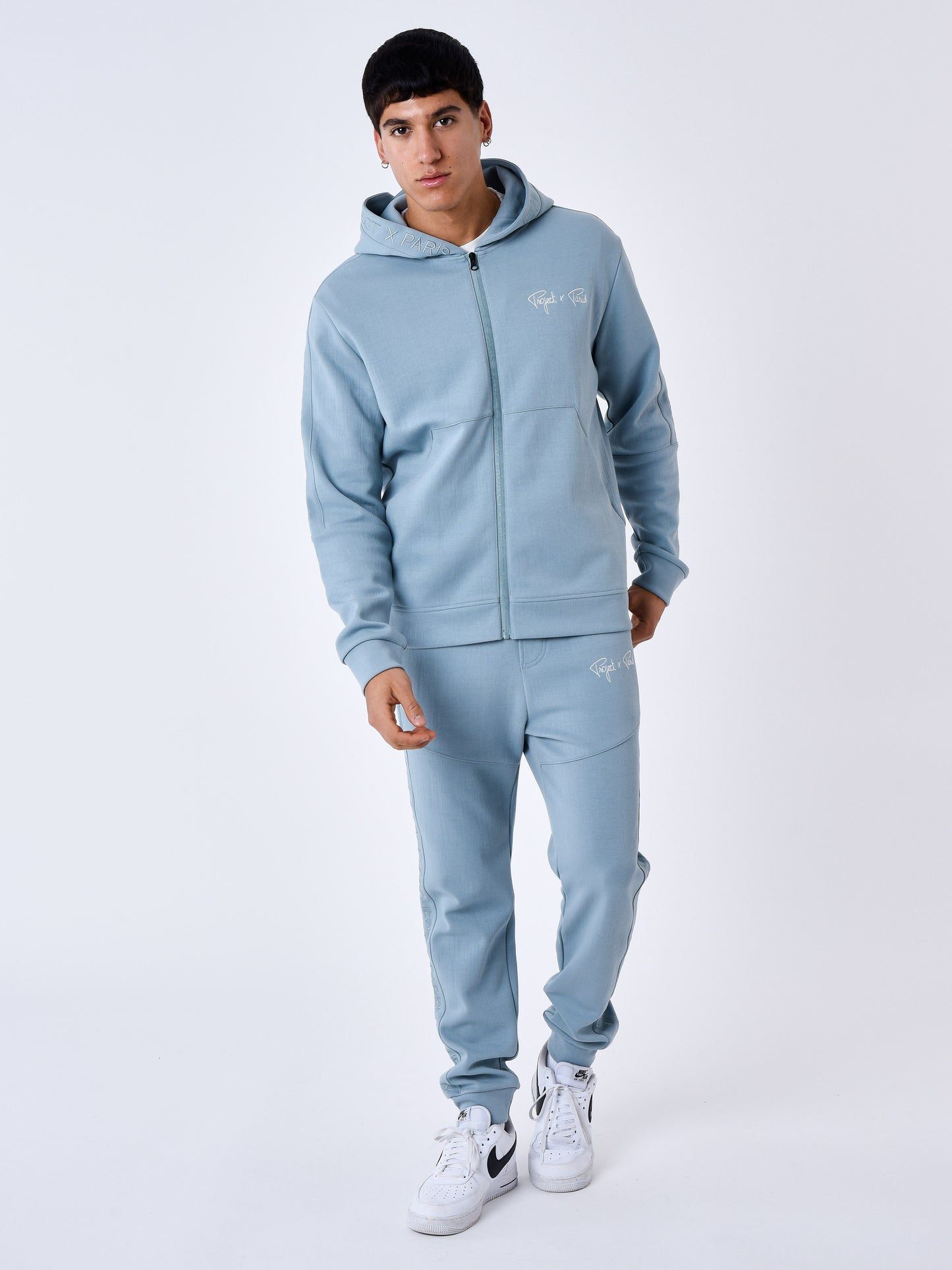 2333108-1-bleu-gris