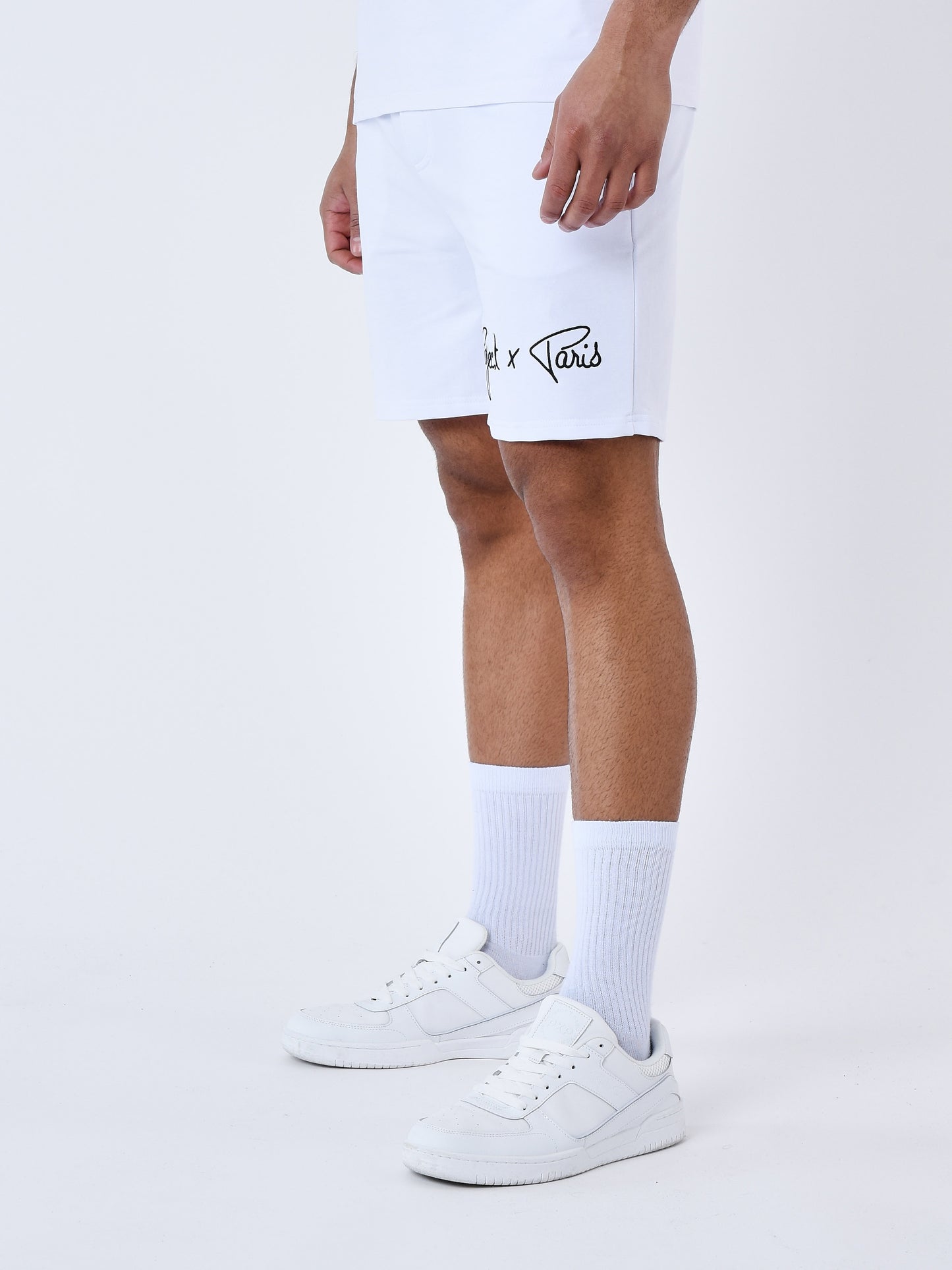 2340014-blanc