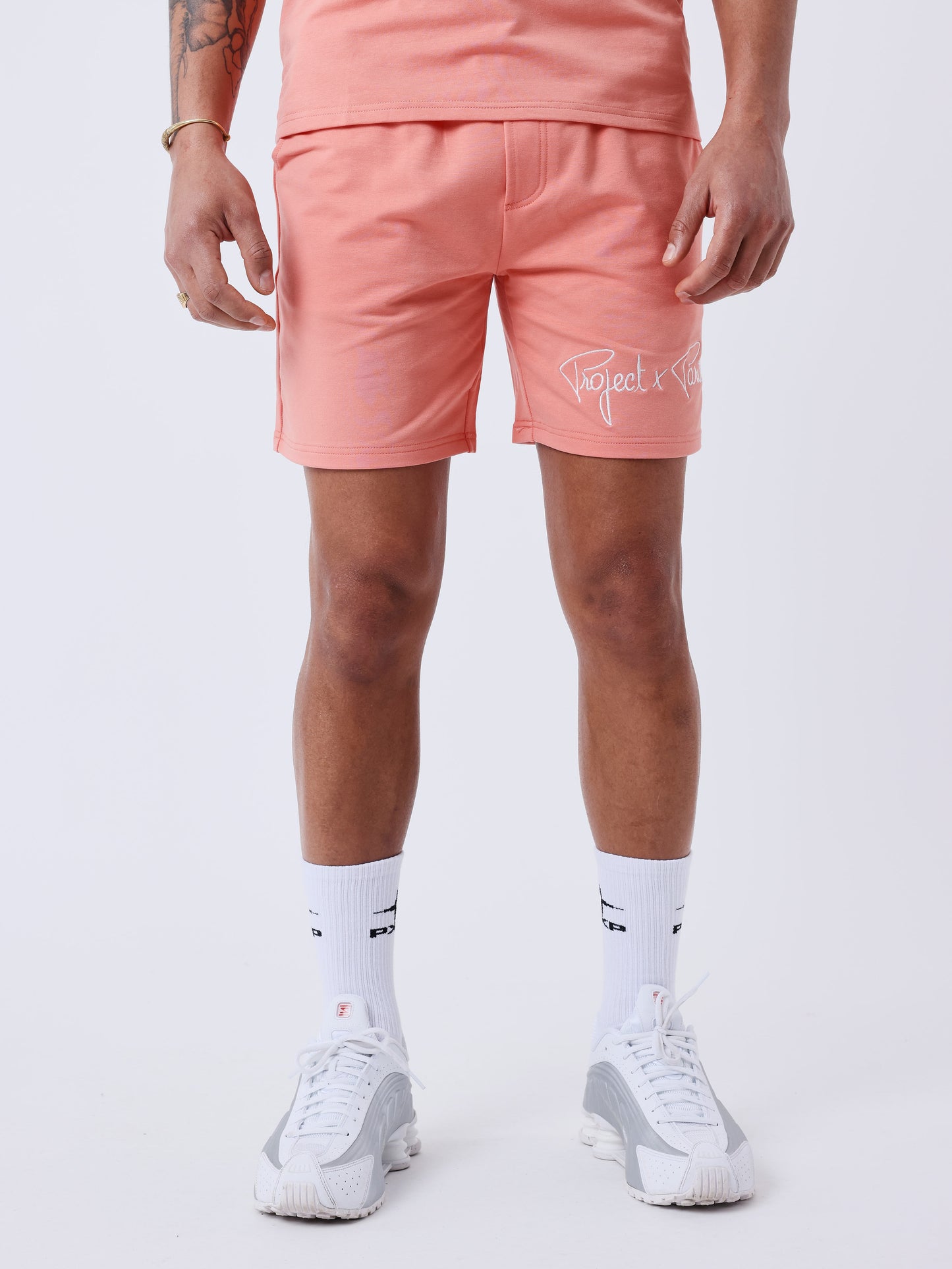 2340014-coral