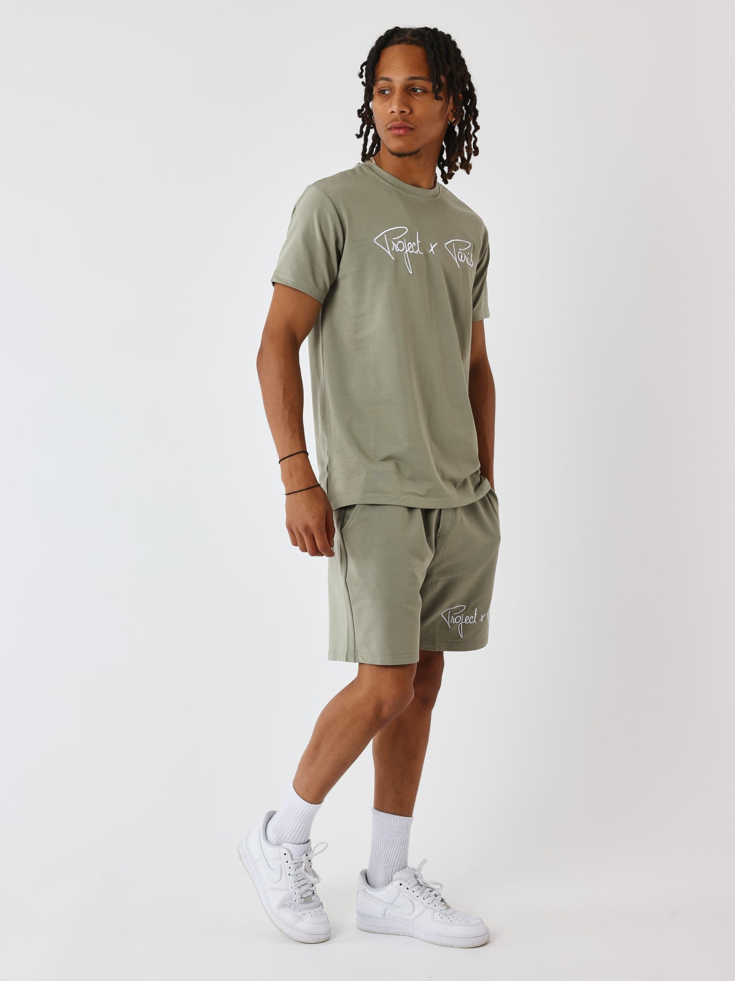 2340014-olive