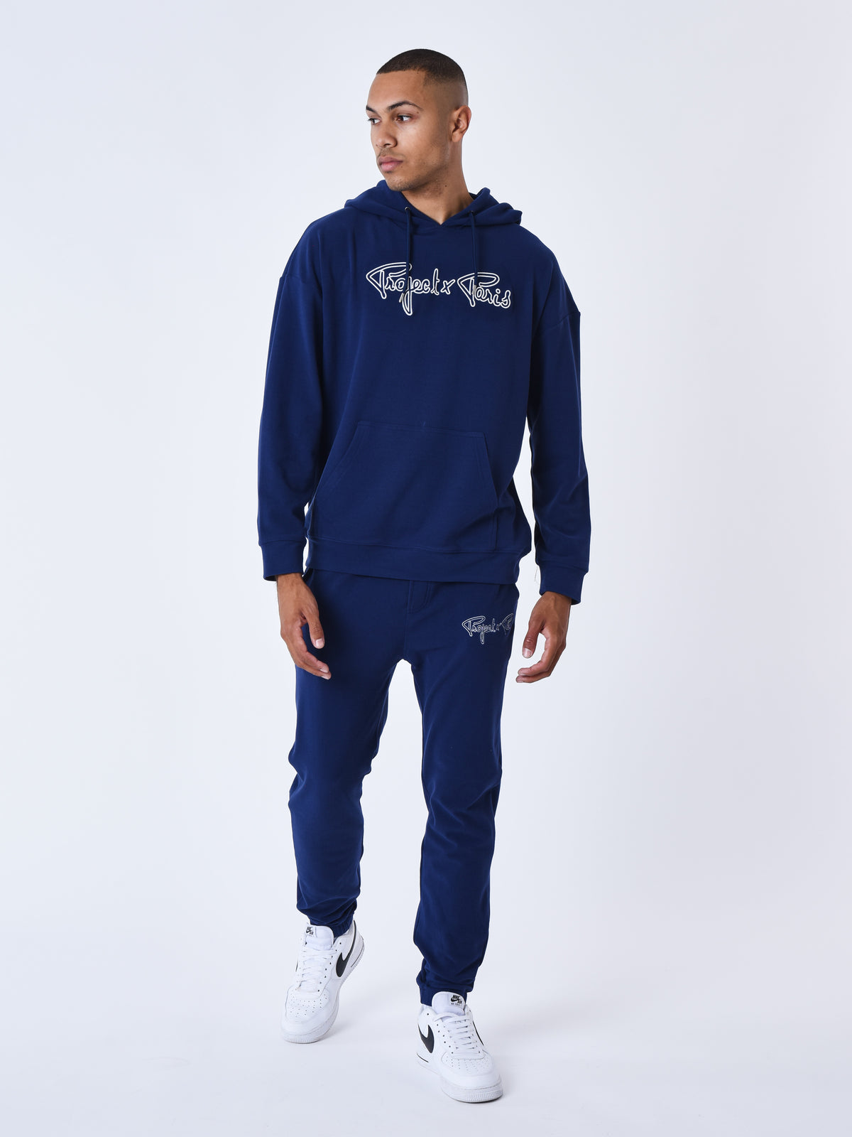 2344028-bleu-nuit