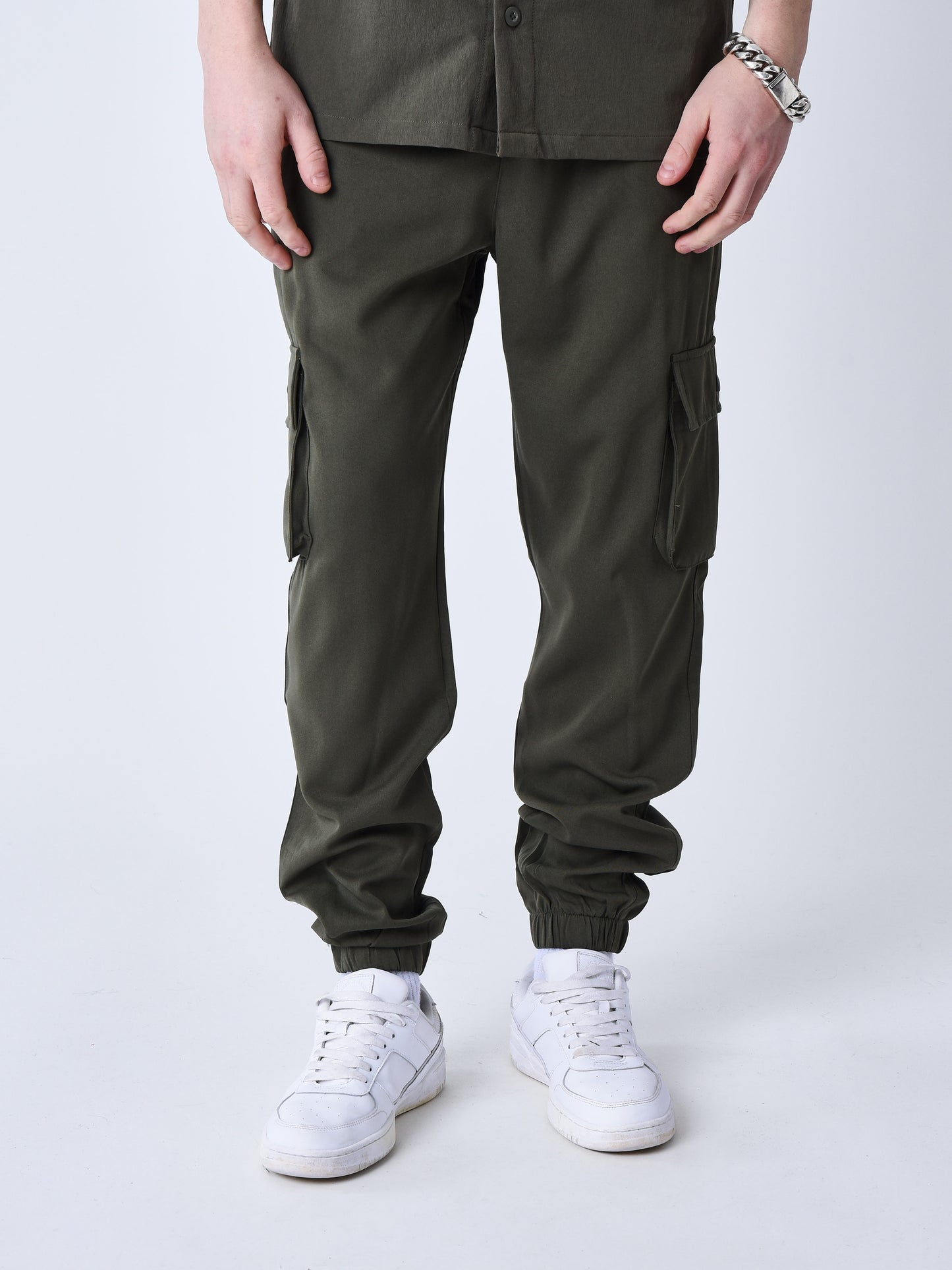 2344106-olive-fonce