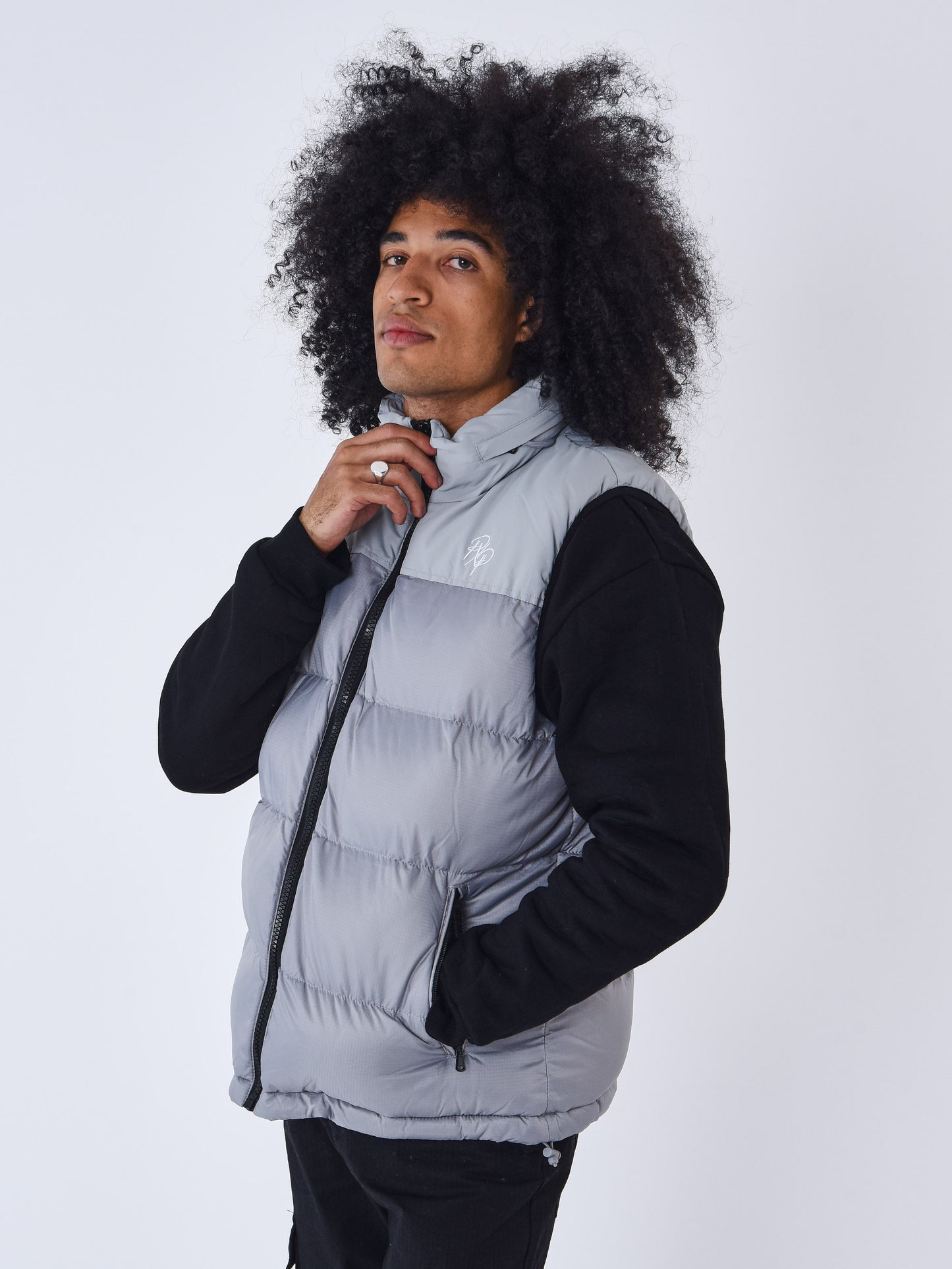 2350030-gris-clair