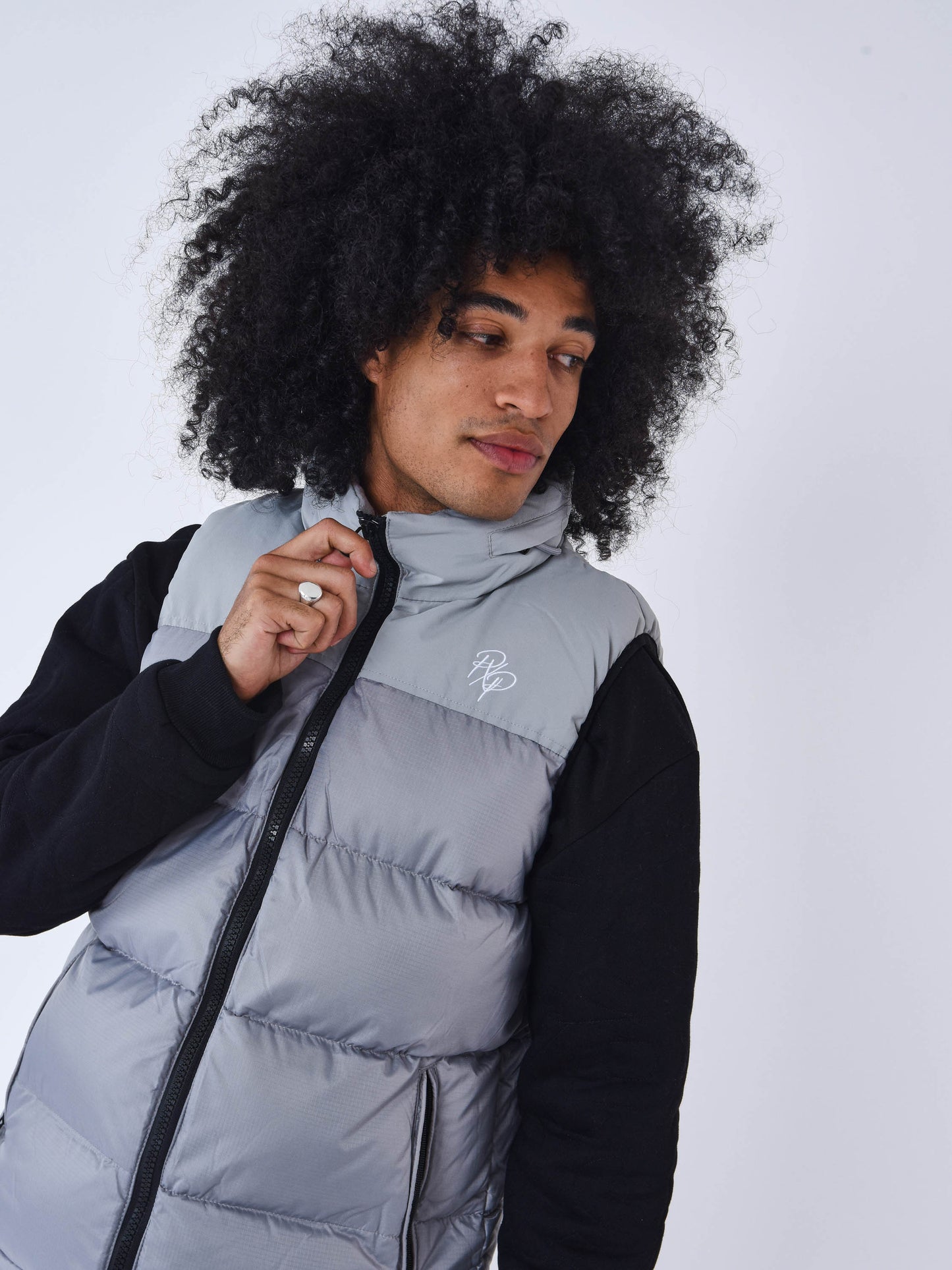 2350030-gris-clair