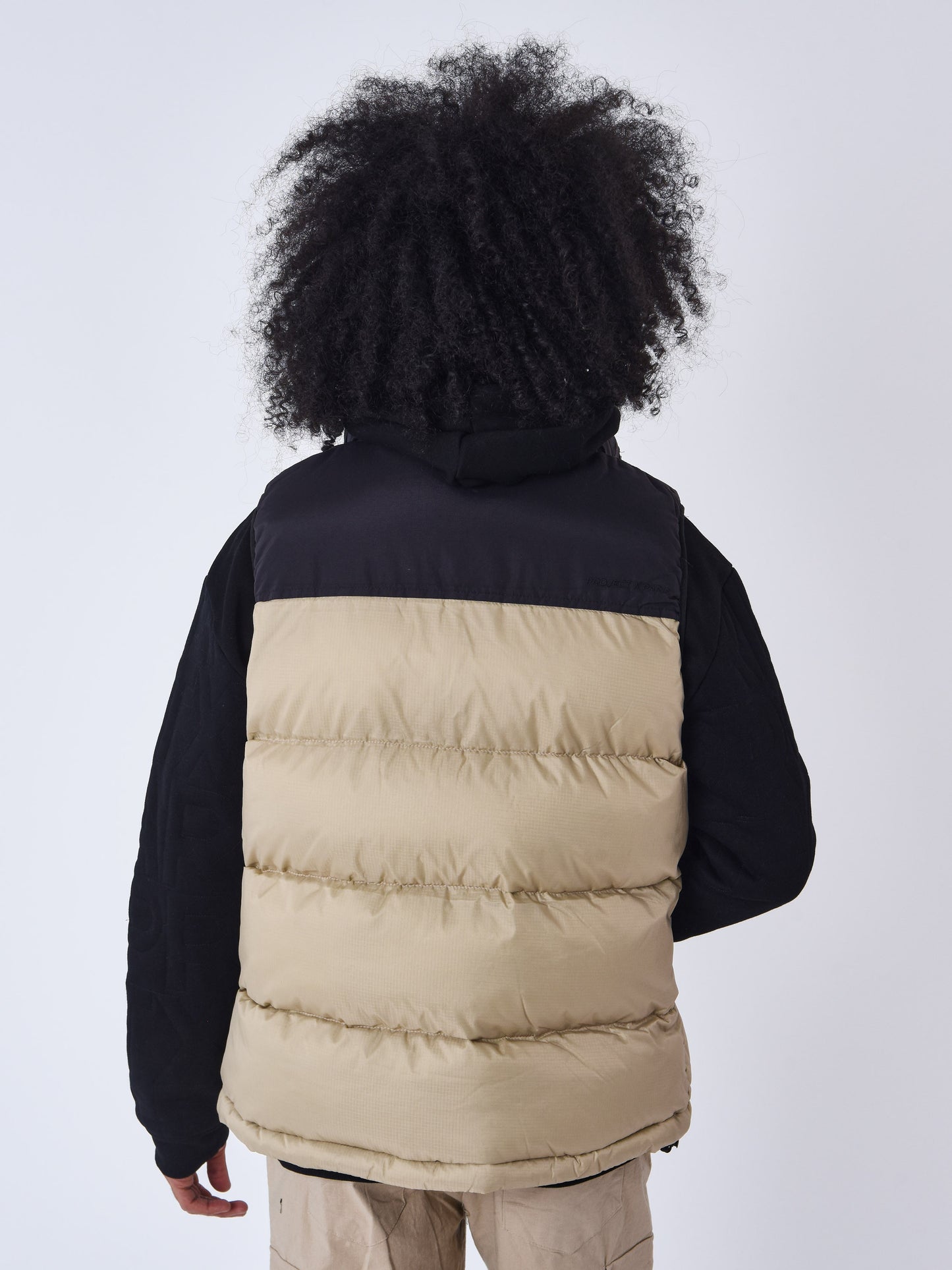 2350030-beige