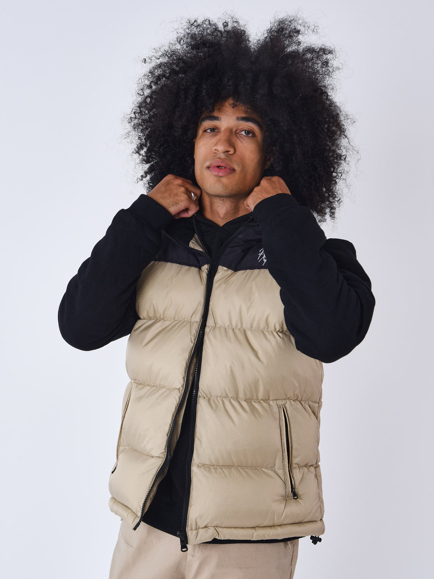 2350030-beige
