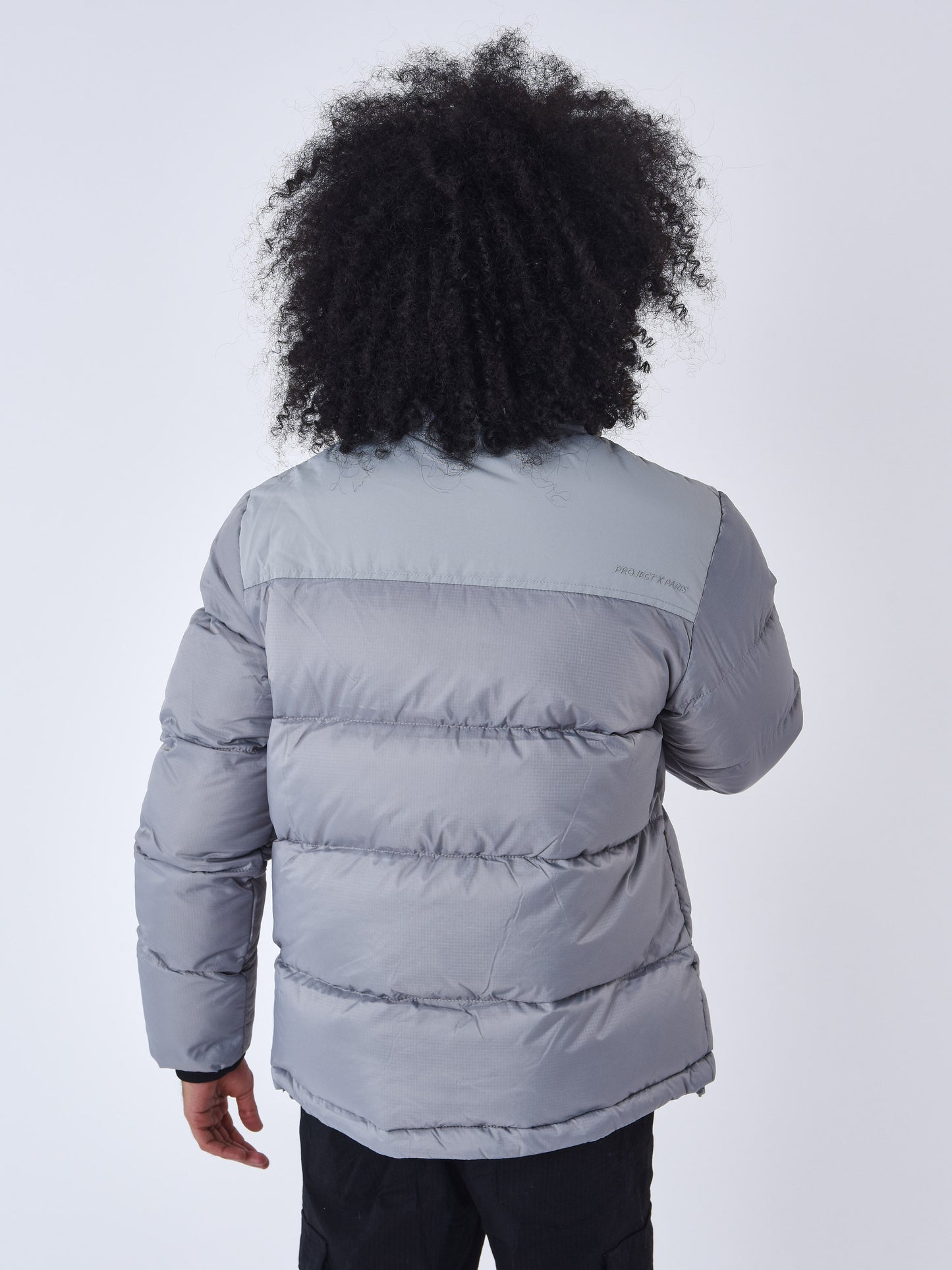 2350031-gris-clair