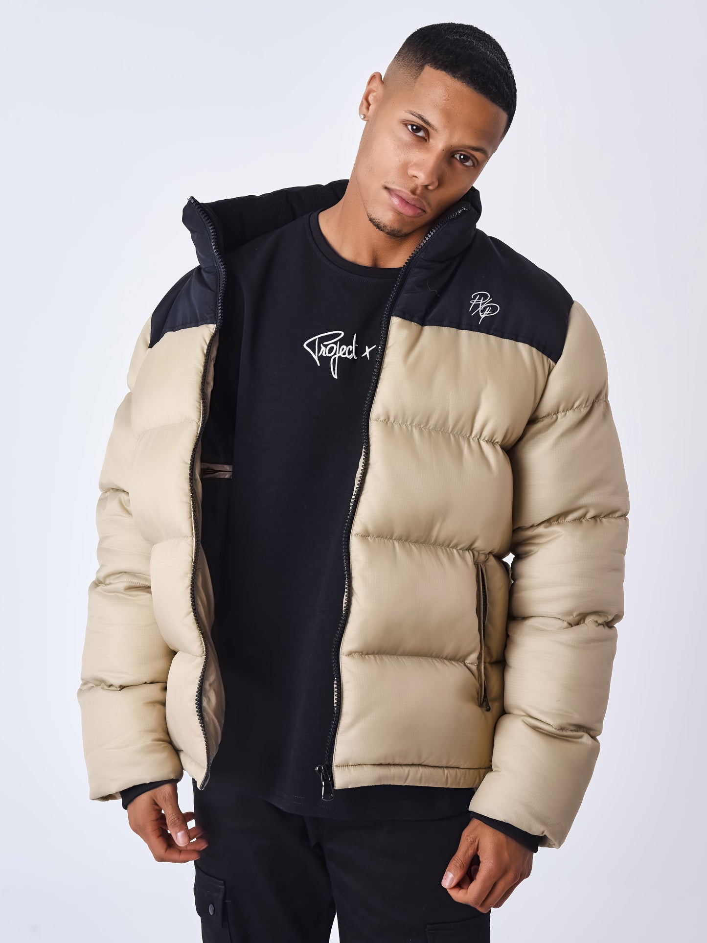 2350031-beige