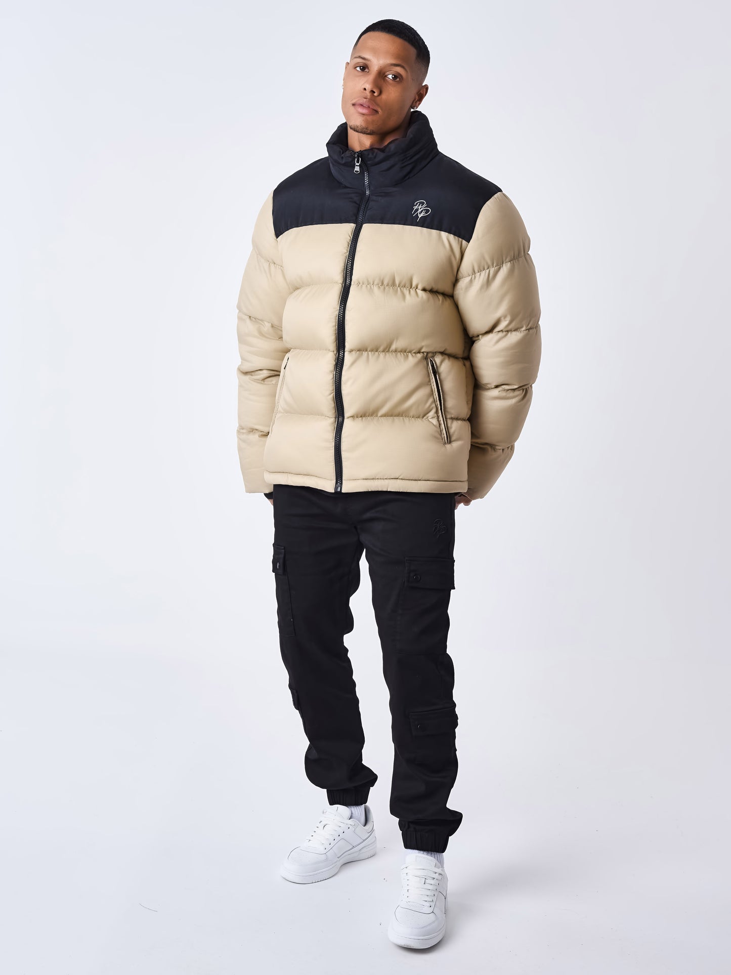 2350031-beige