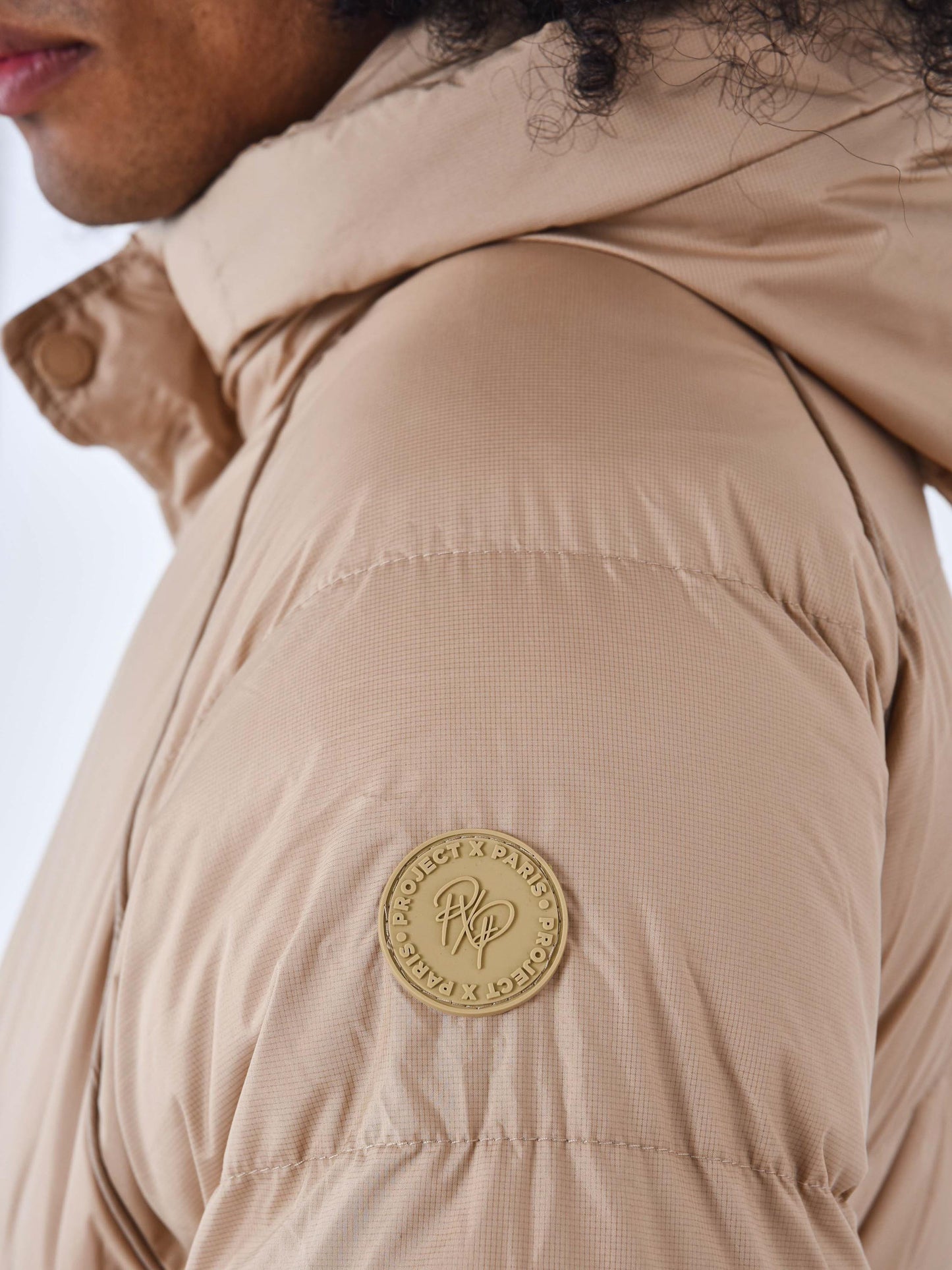 2351004-beige