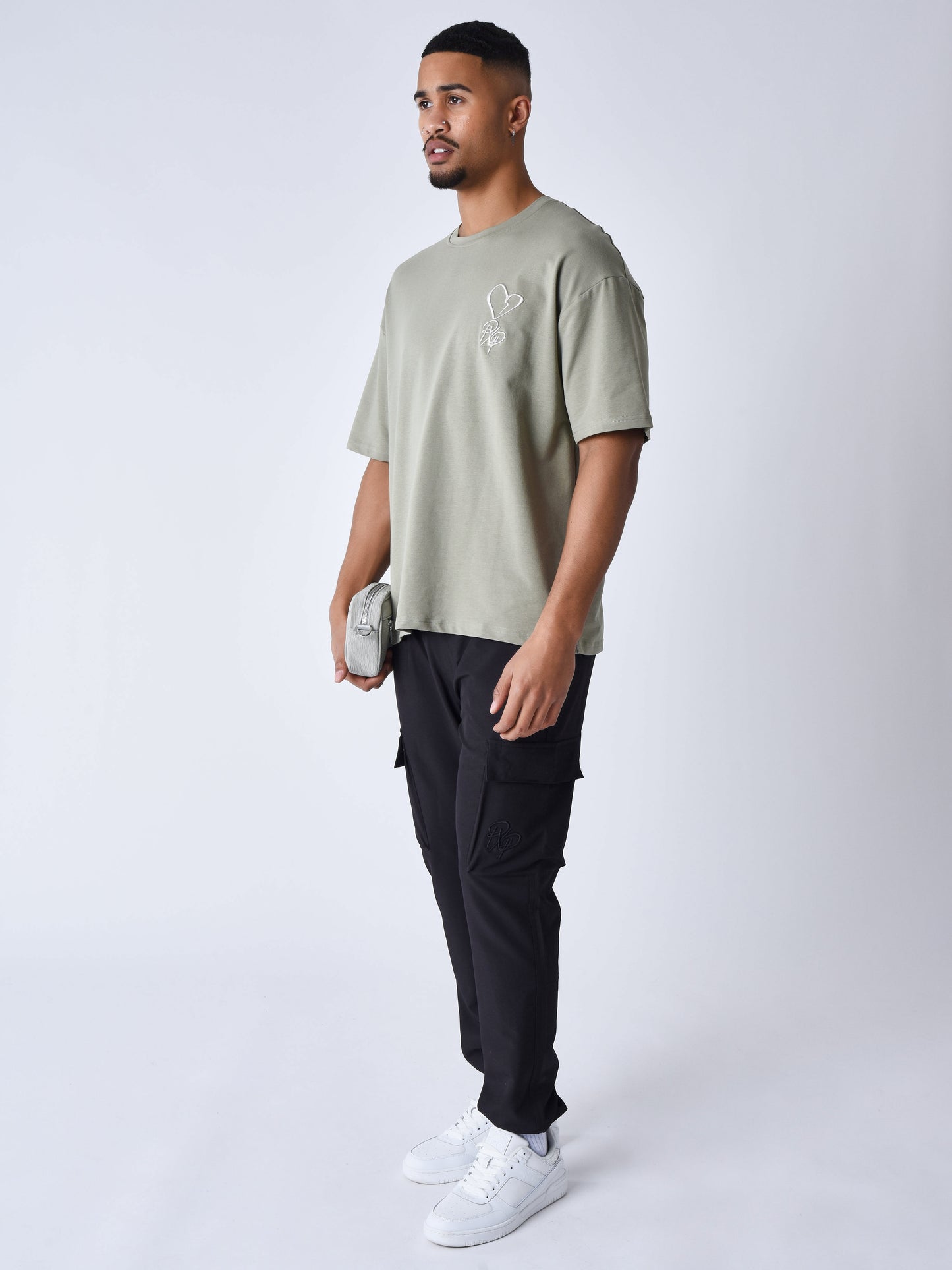2410087-olive