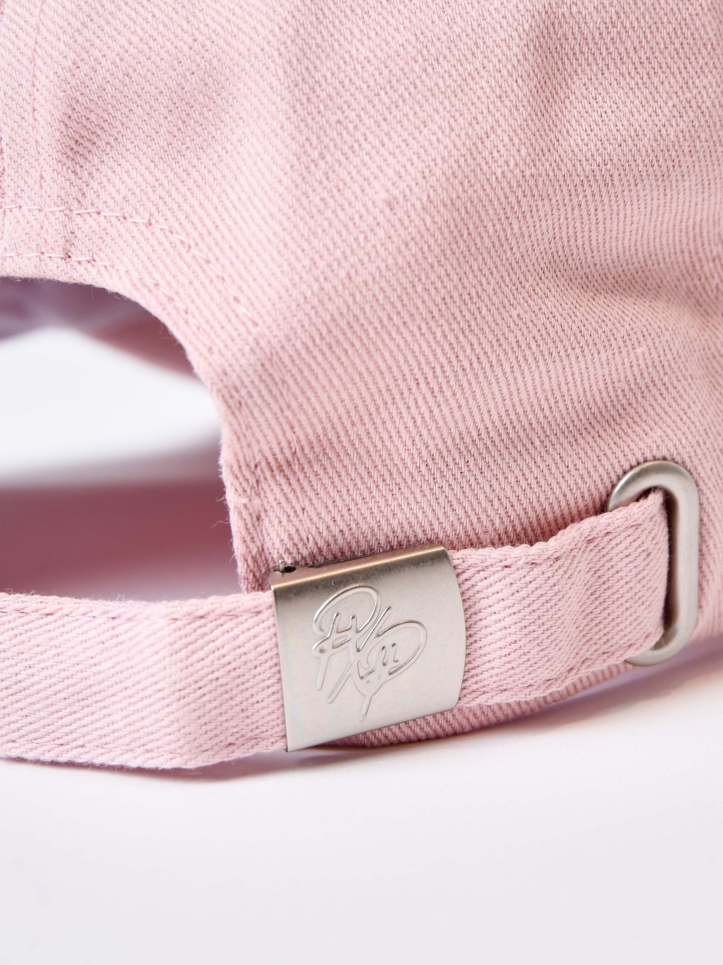 ca21017-rose-poudre