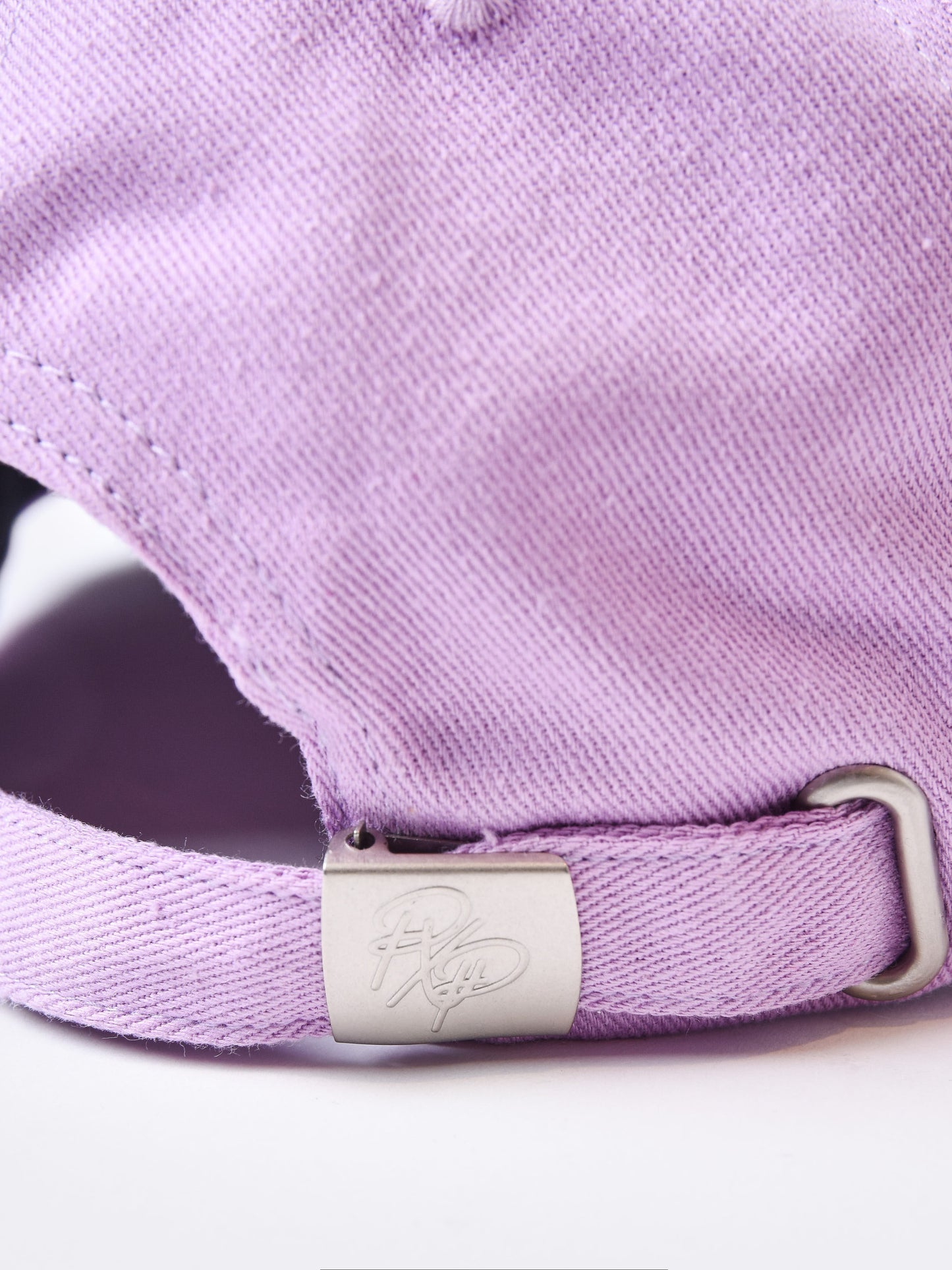 ca21017-mauve