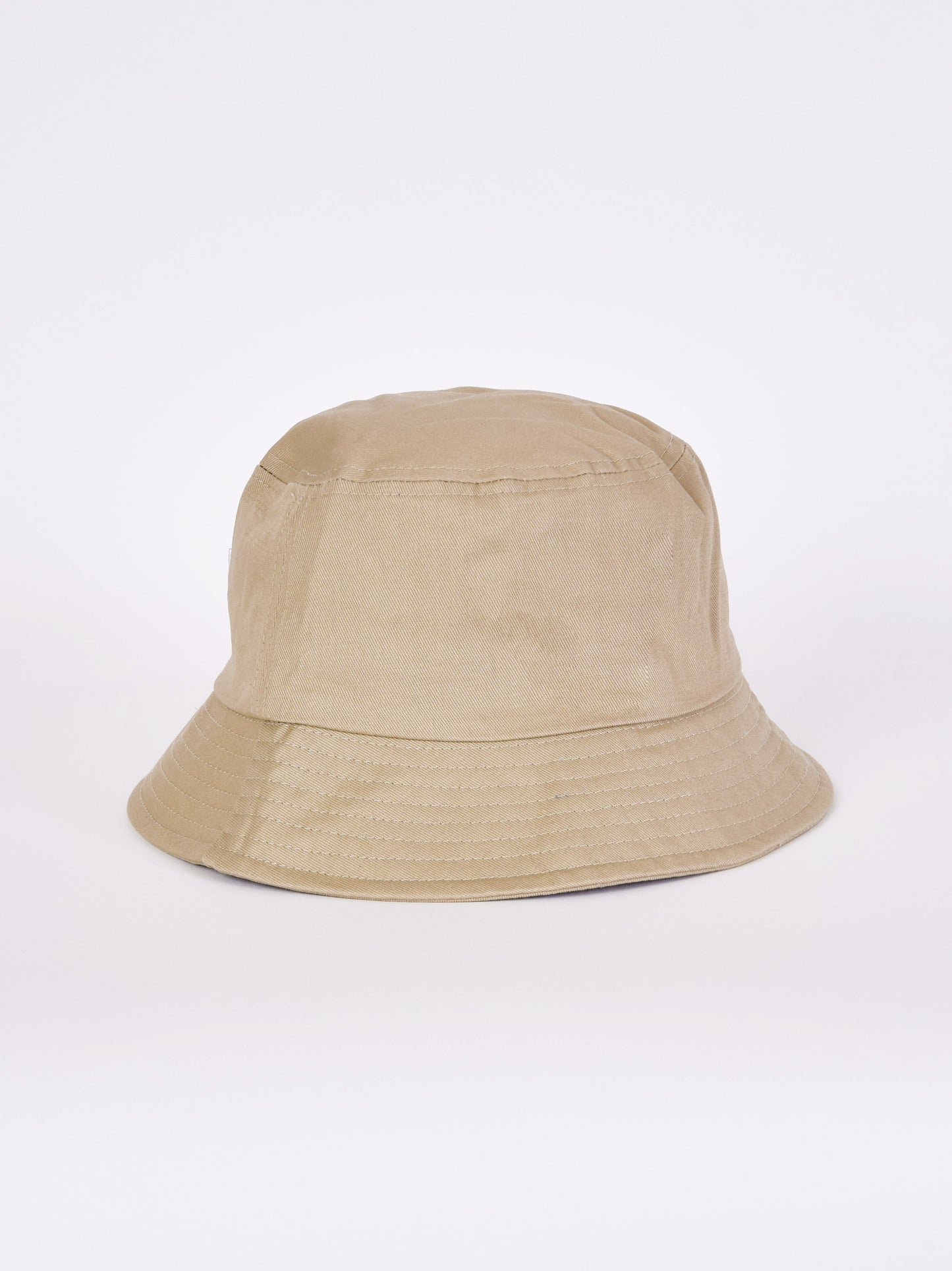 ca22019-4173-beige