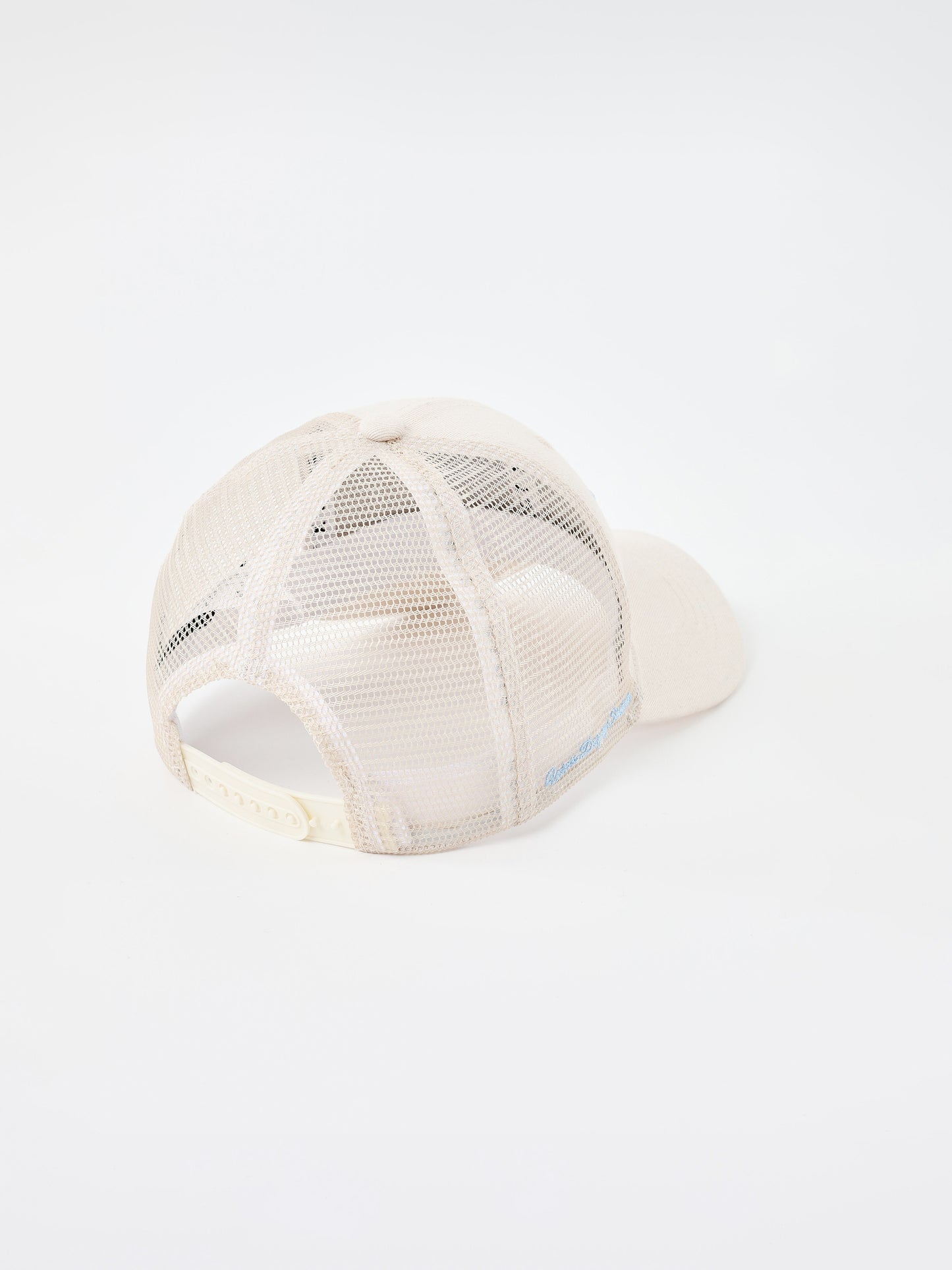 casquette-motif-mappemonde-craie