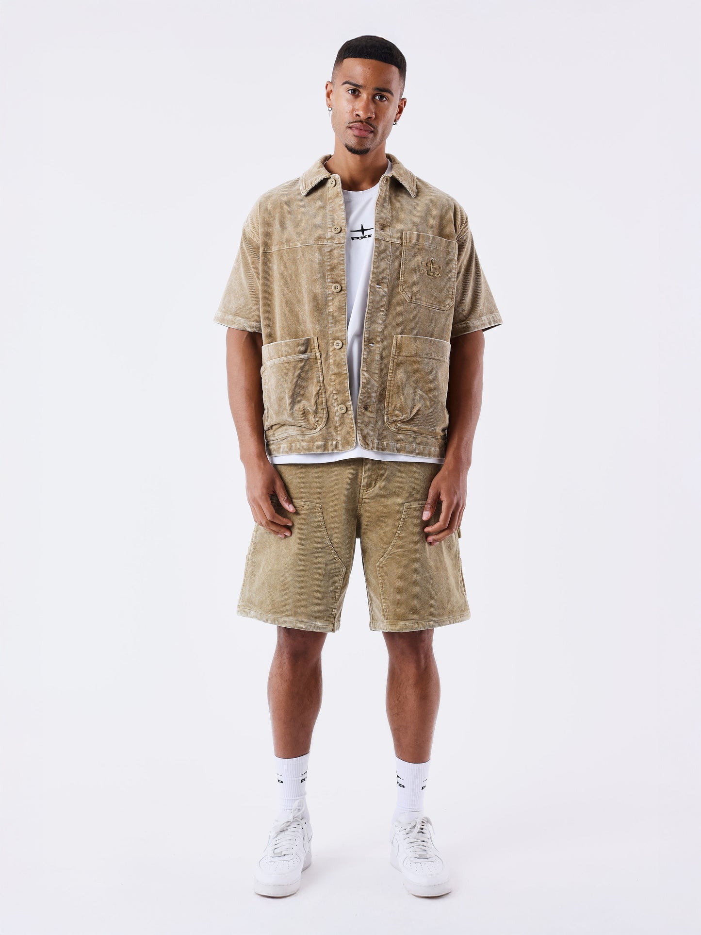 chemise-velours-cotele-beige