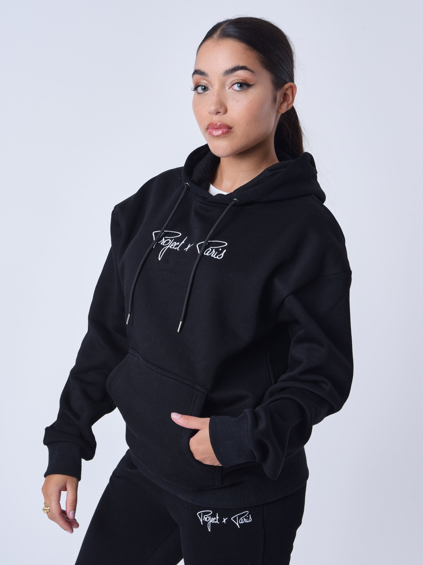 f222138-noir