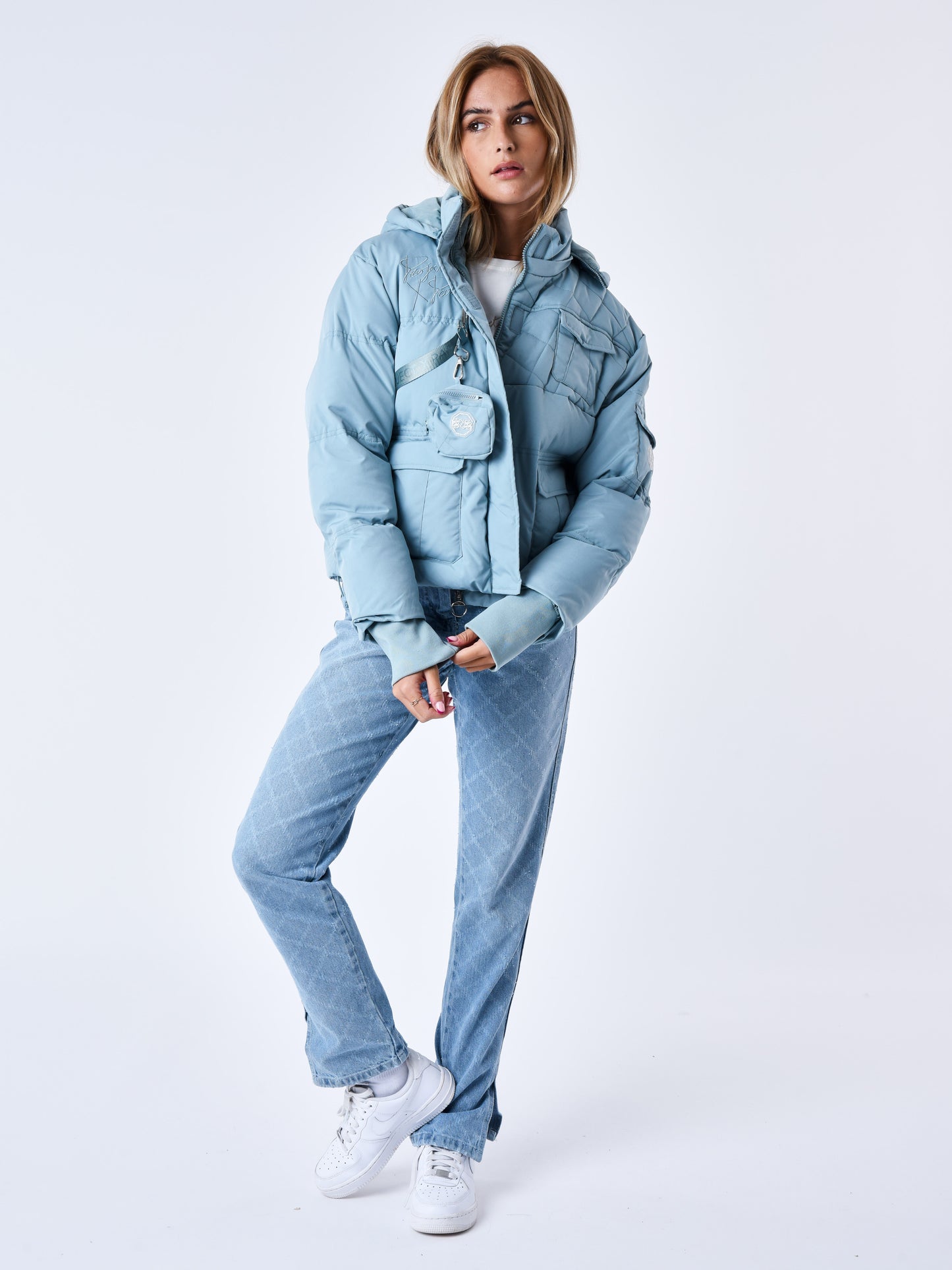 f225009a-bleu-vert-modelshot