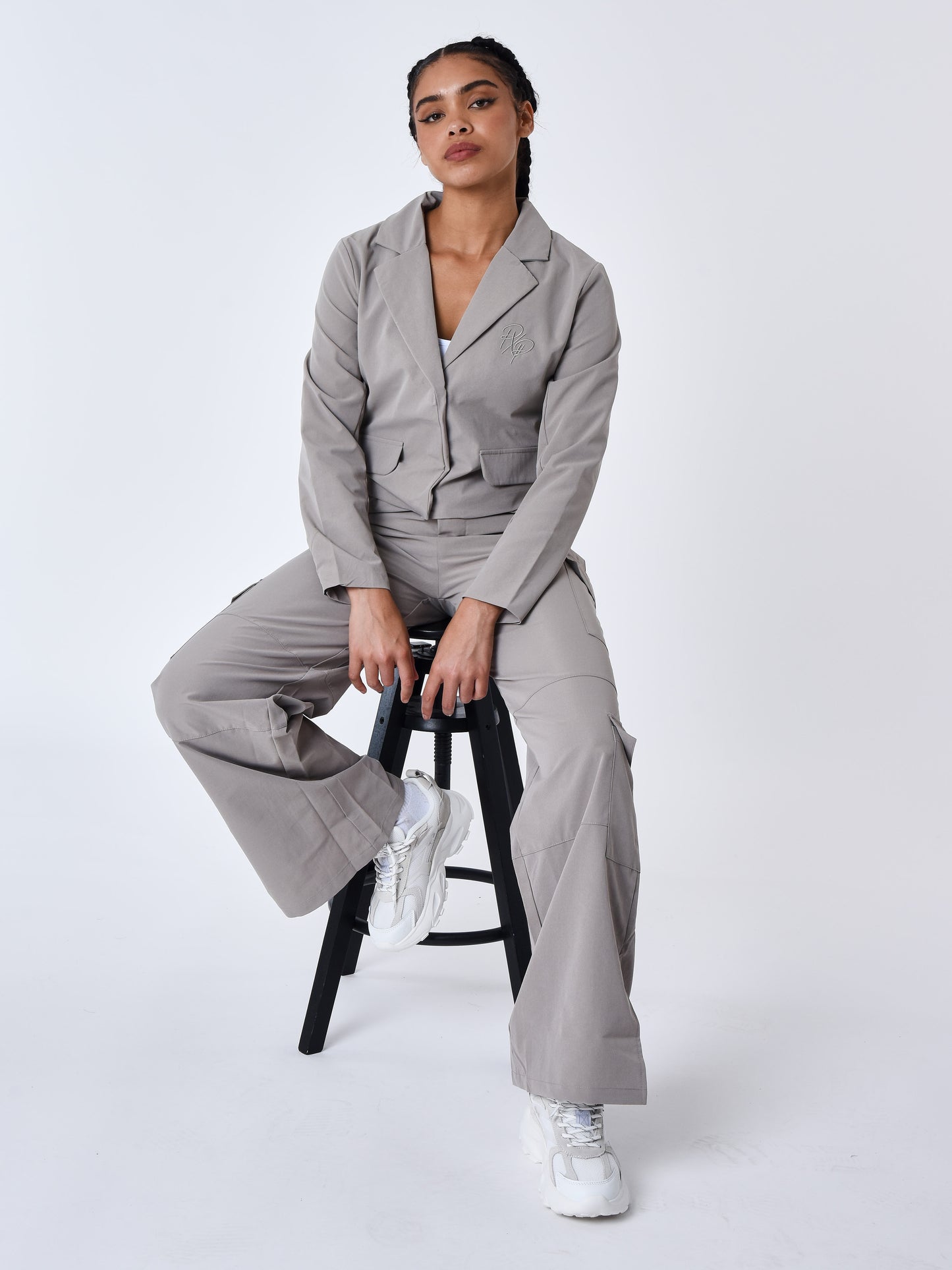 f233307-taupe