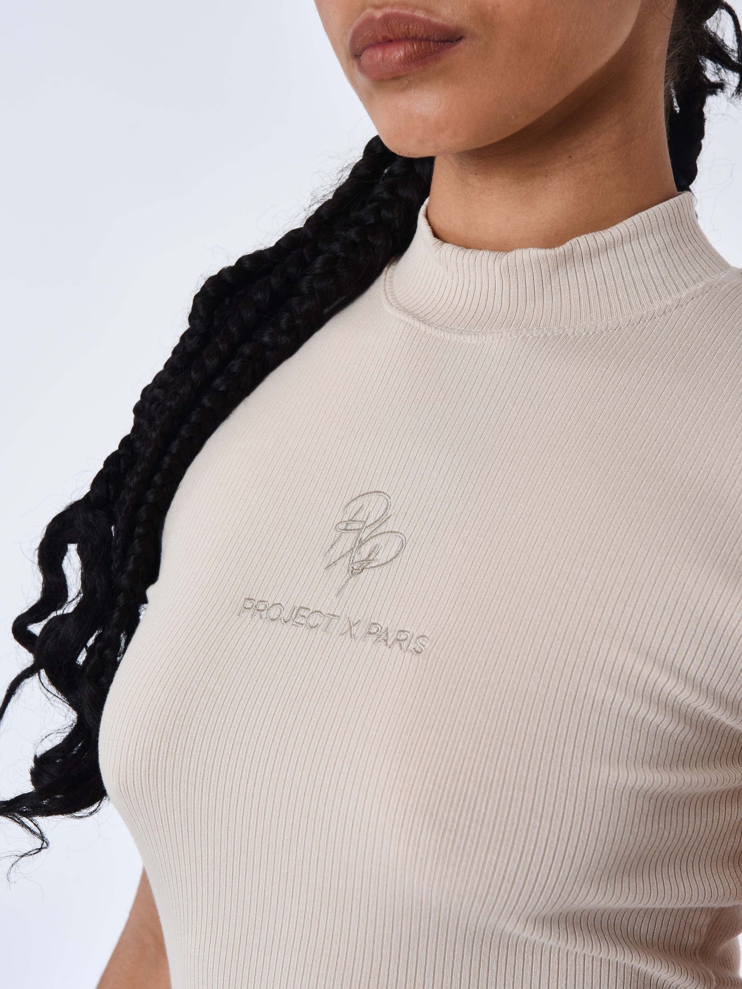 f237710-beige