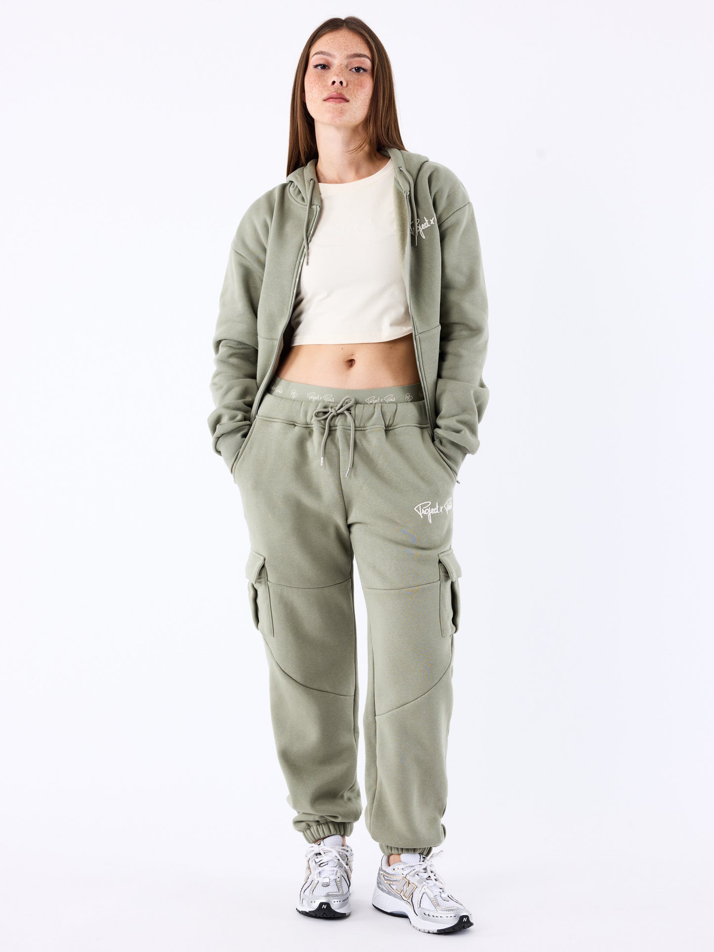 f244413-olive