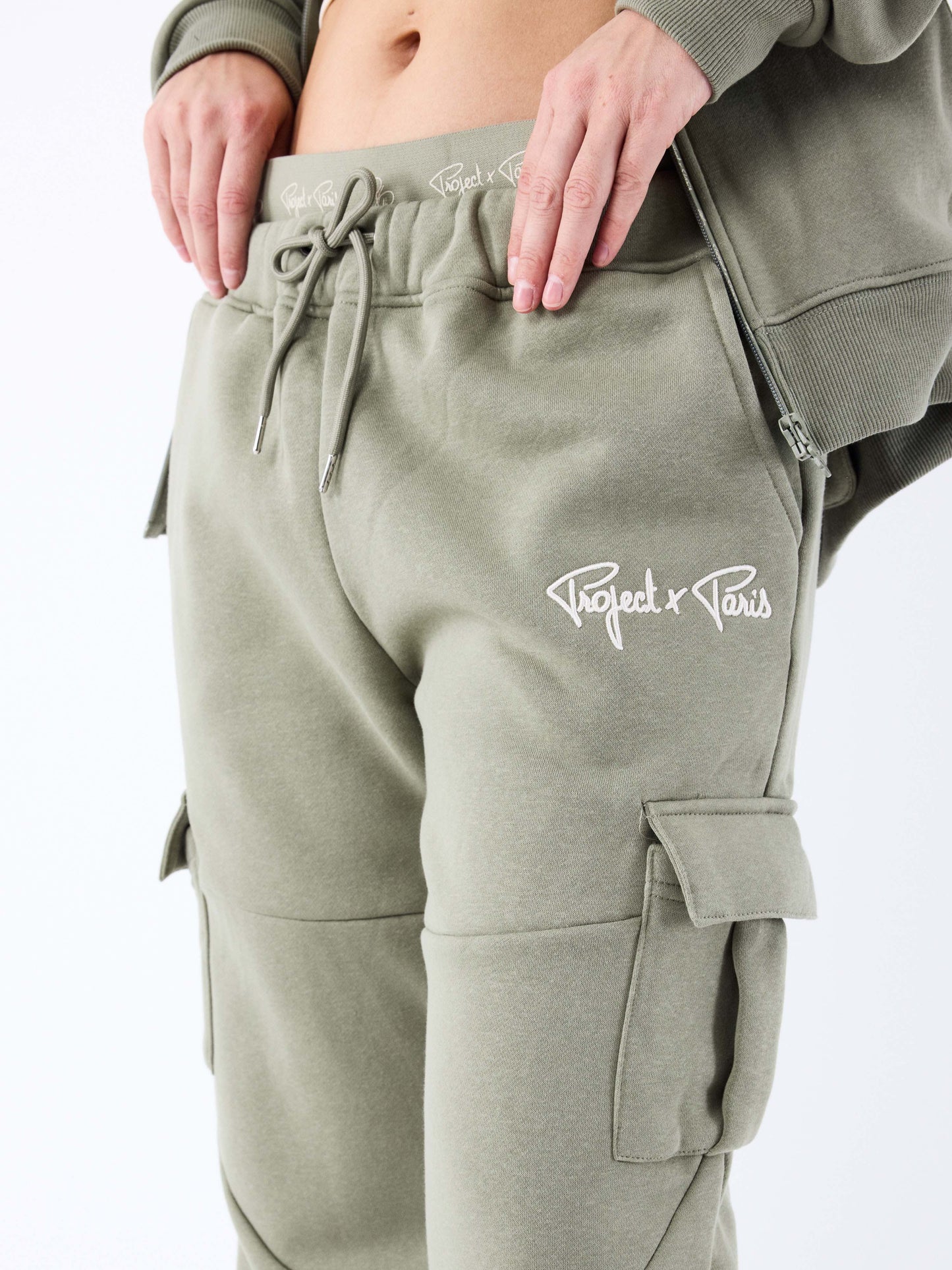 f244413-olive