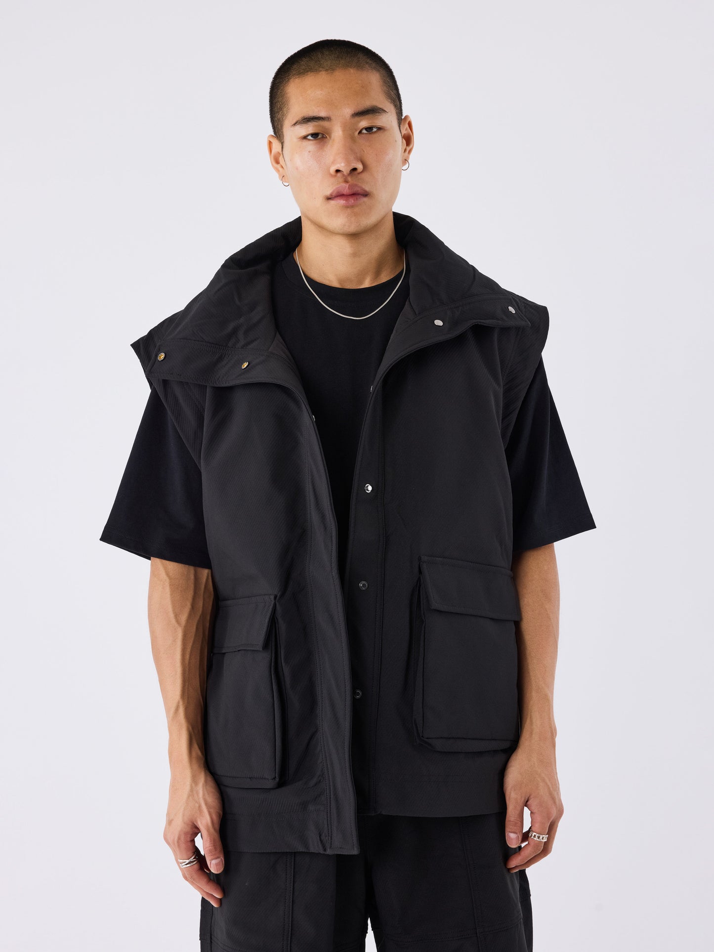 gilet-oversize-a-poches-noir