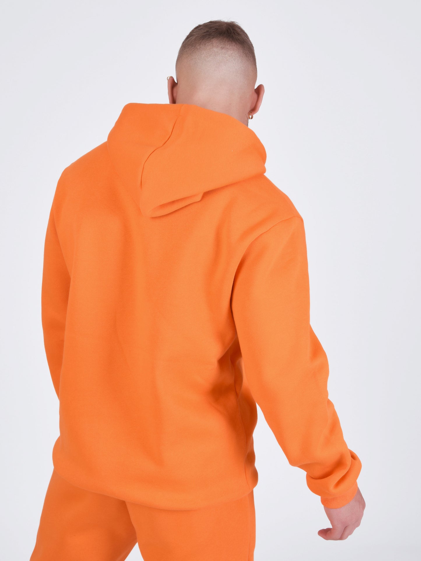 hoodie-avec-broderie-logo-homme-1920010-4205-orange-modelshot