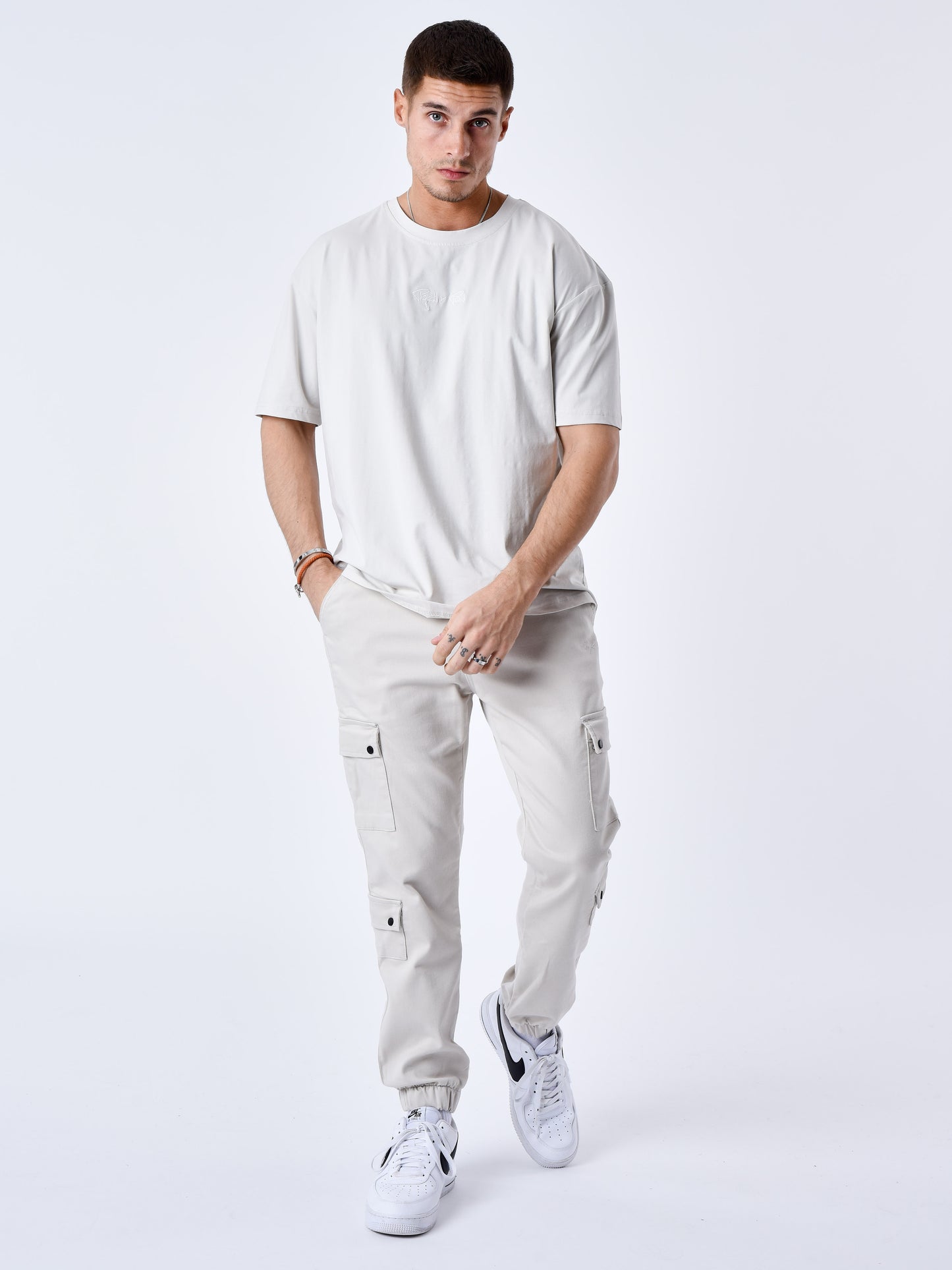jean-cargo-multi-poches-bas-elastique-t19939-greige
