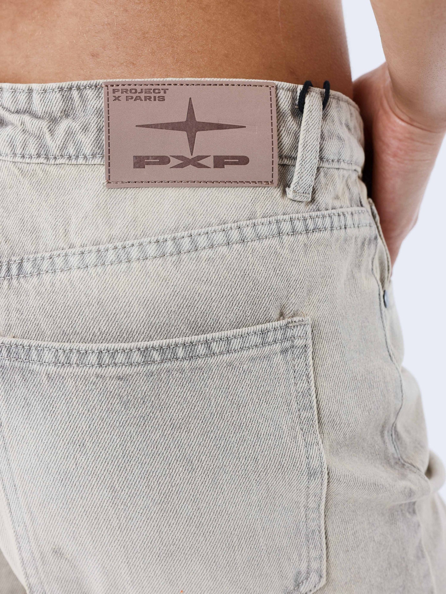 jeans-large-basic-beige-detailshot