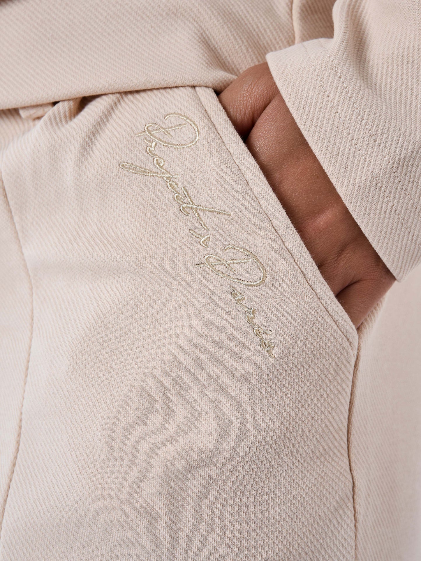 pantalon-habille-oversize-beige