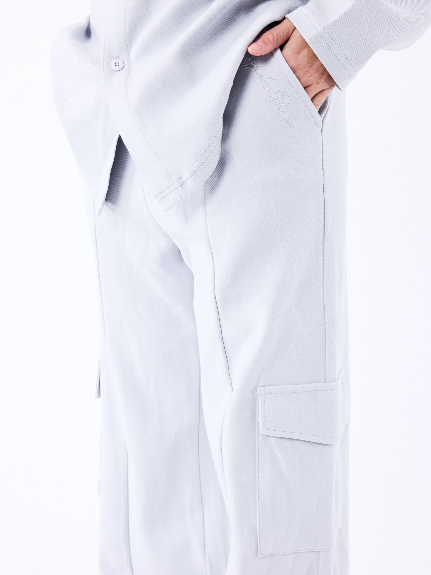 pantalon-habille-oversize-bleu-glacier