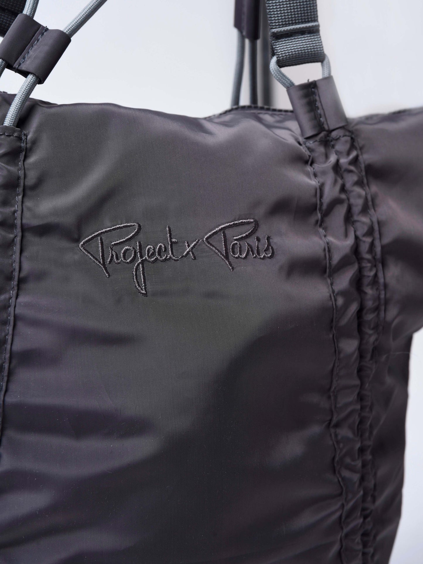 sac-a-main-cordon-de-serrage-anthracite