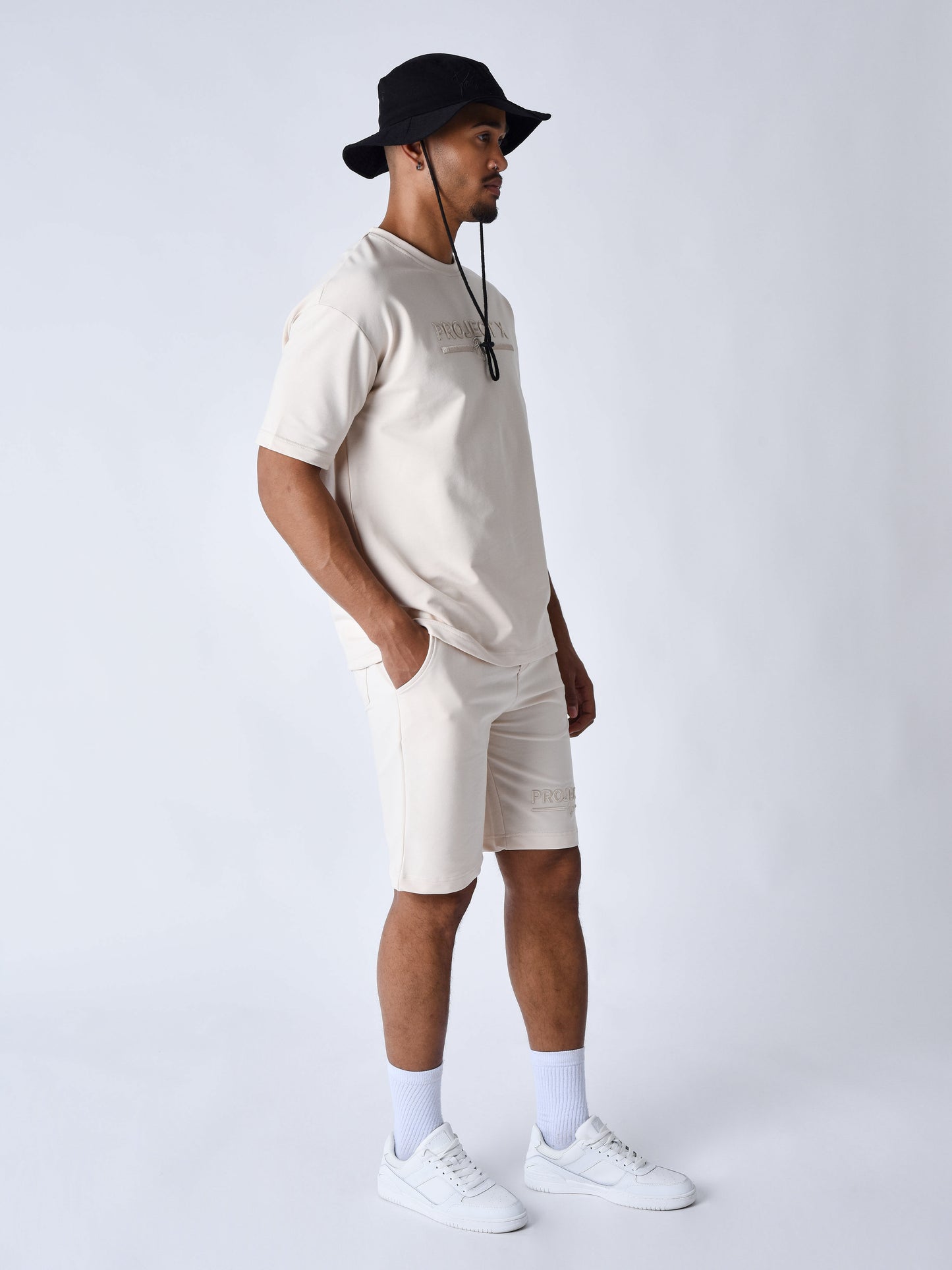 short-classique-brode-4875-ivoire