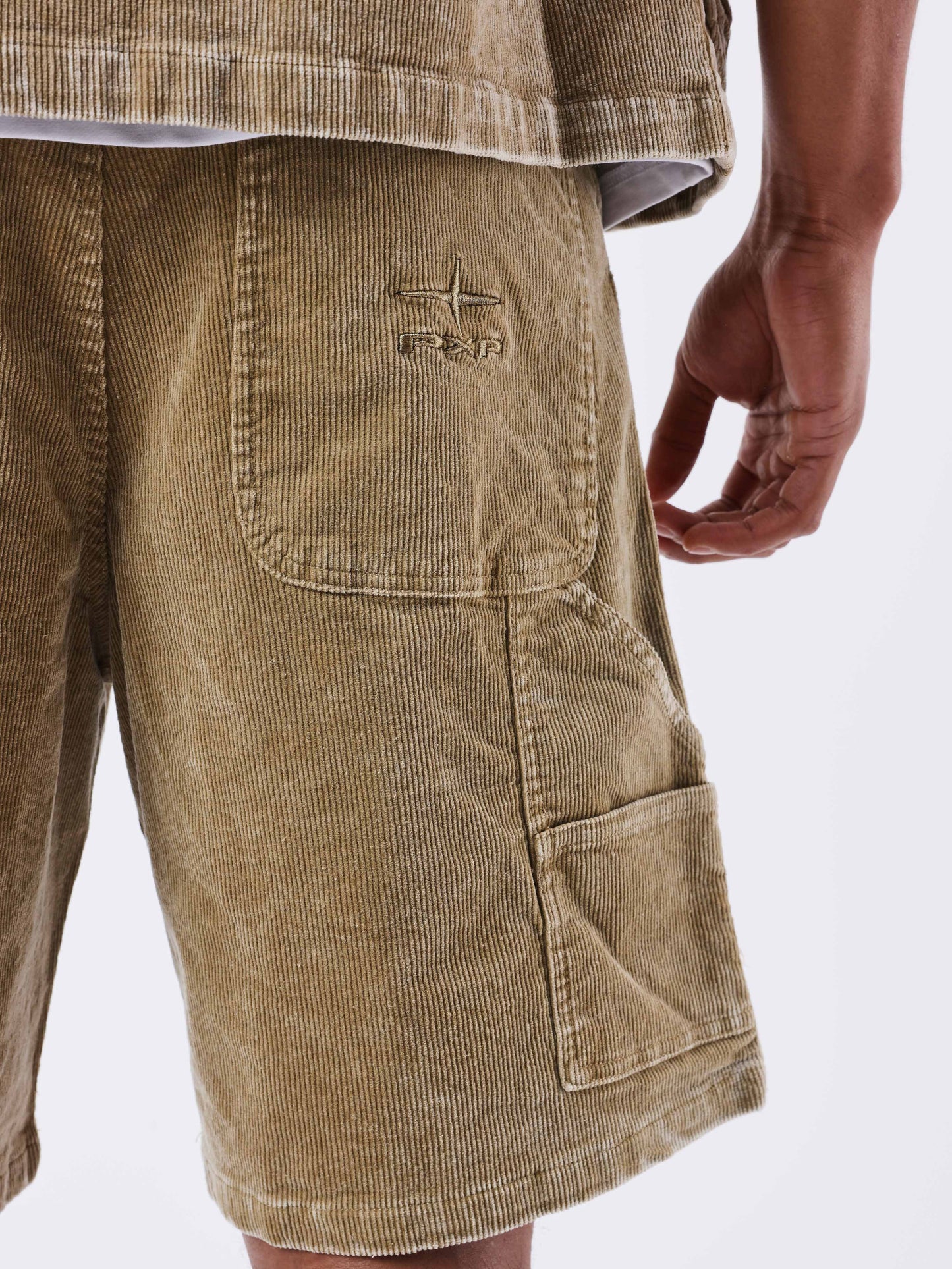short-velours-cotele-beige