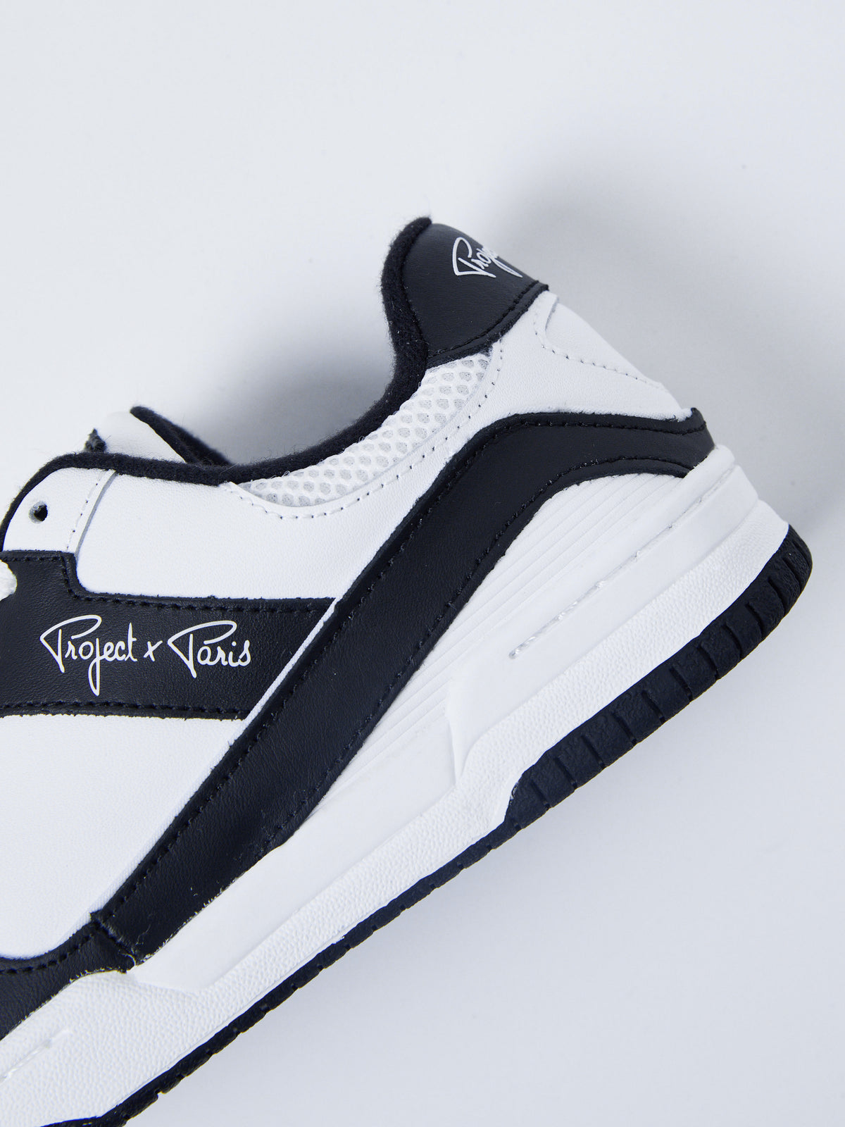 sn-f23101-noir-detailshot