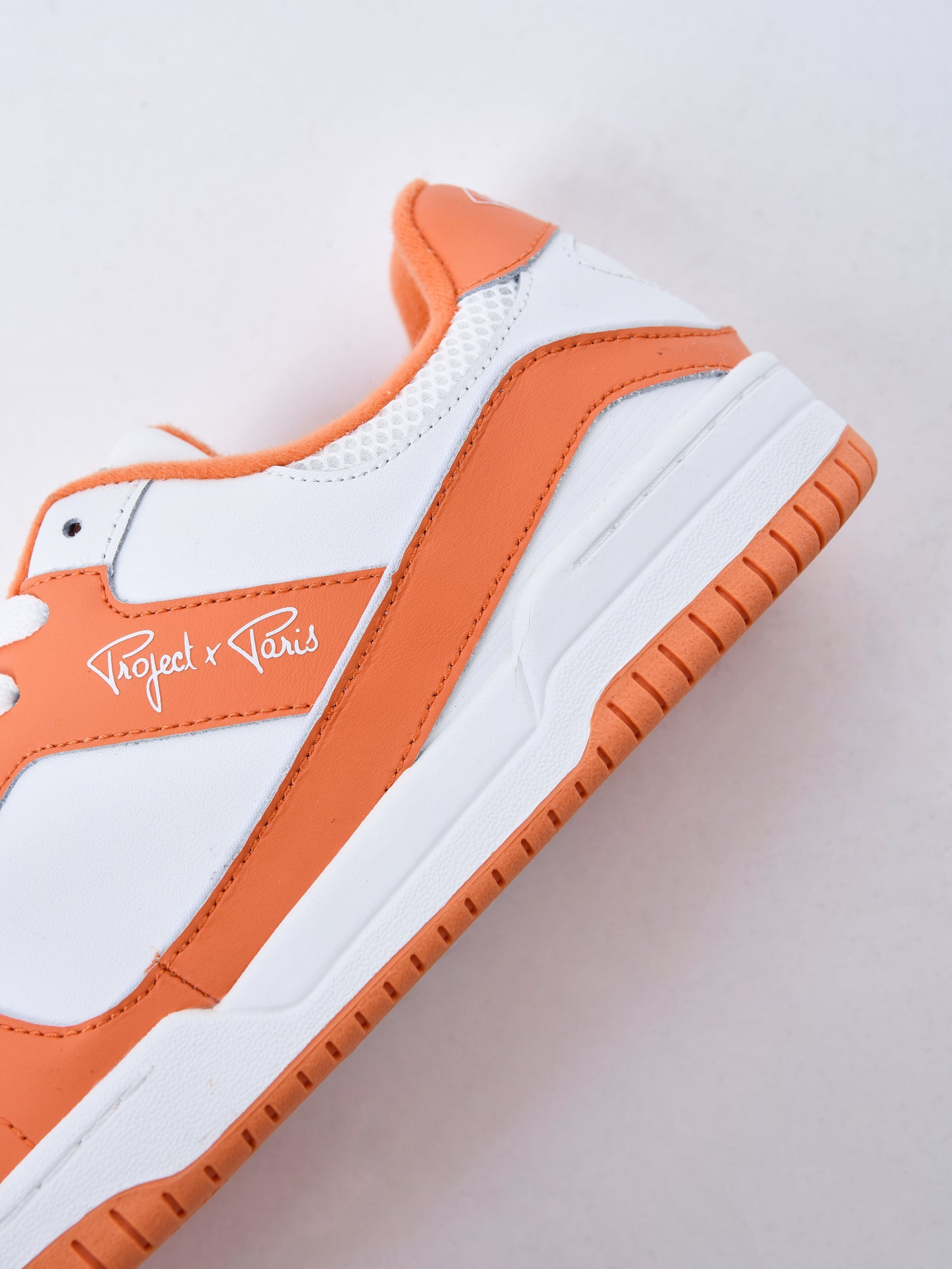 sn23001-4444-orange-detailshot
