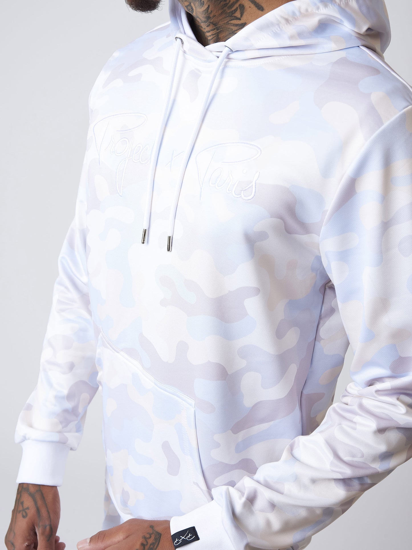 sweat-a-capuche-motif-camouflage-avec-broderie-logo-project-x-paris-sur-la-poitrine-et-poche-kangourou-3532-ivoire