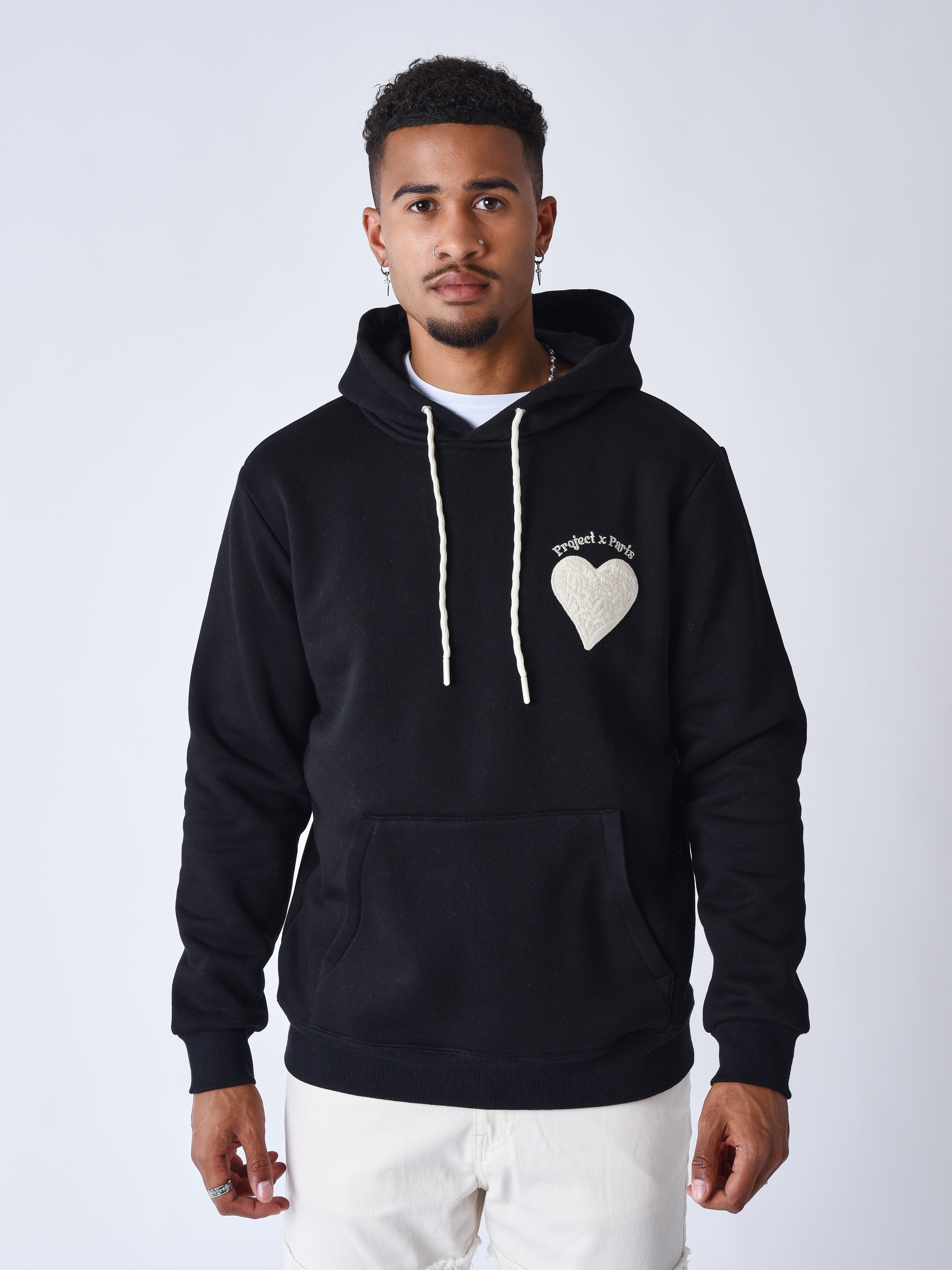 Sweat à Capuche Homme Mister Tee - Imprimé Heart Sur Le Devant - Tissu Confortable - Style Streetwear Décontracté