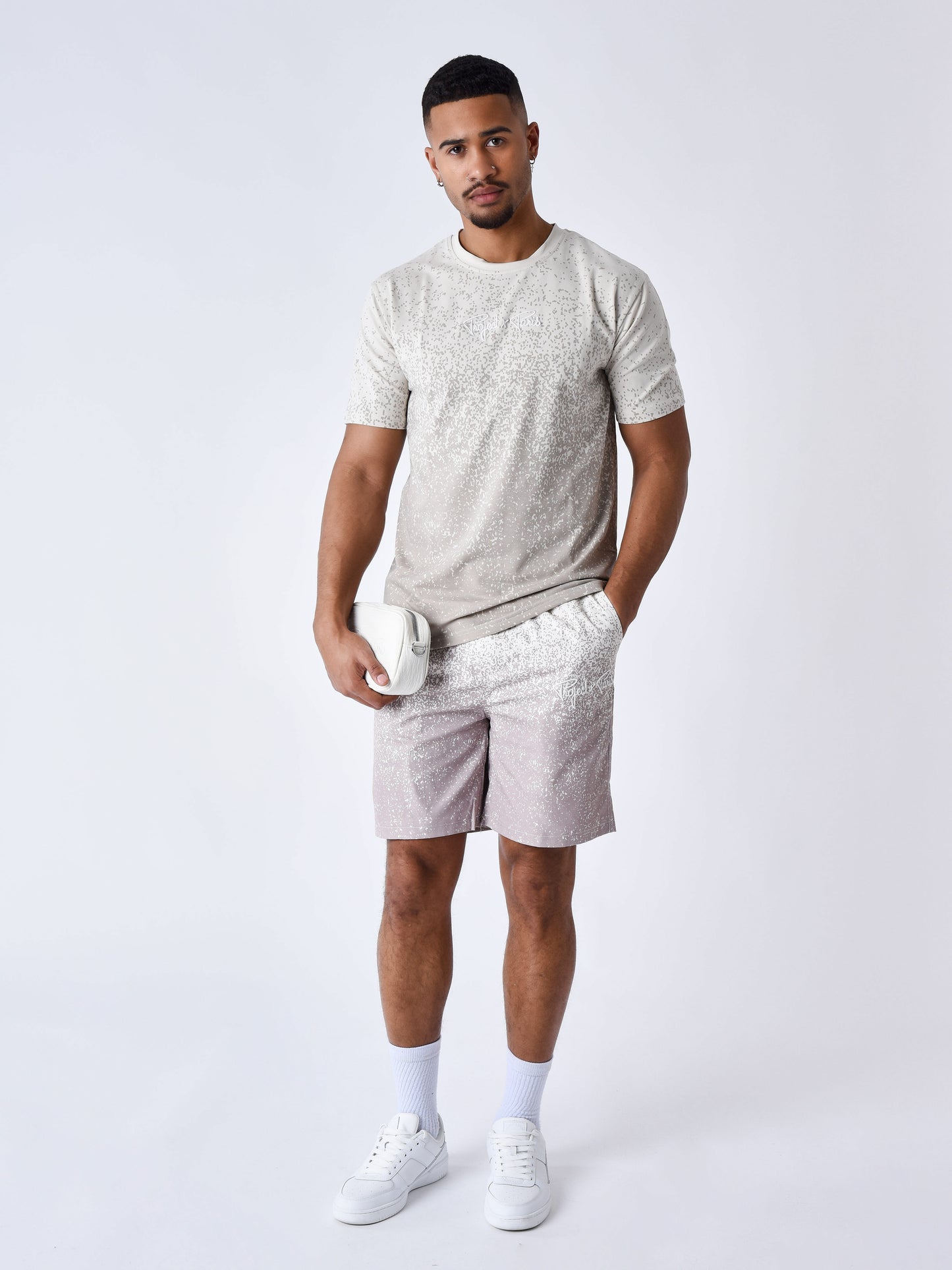 t-shirt-imprime-spray-greige