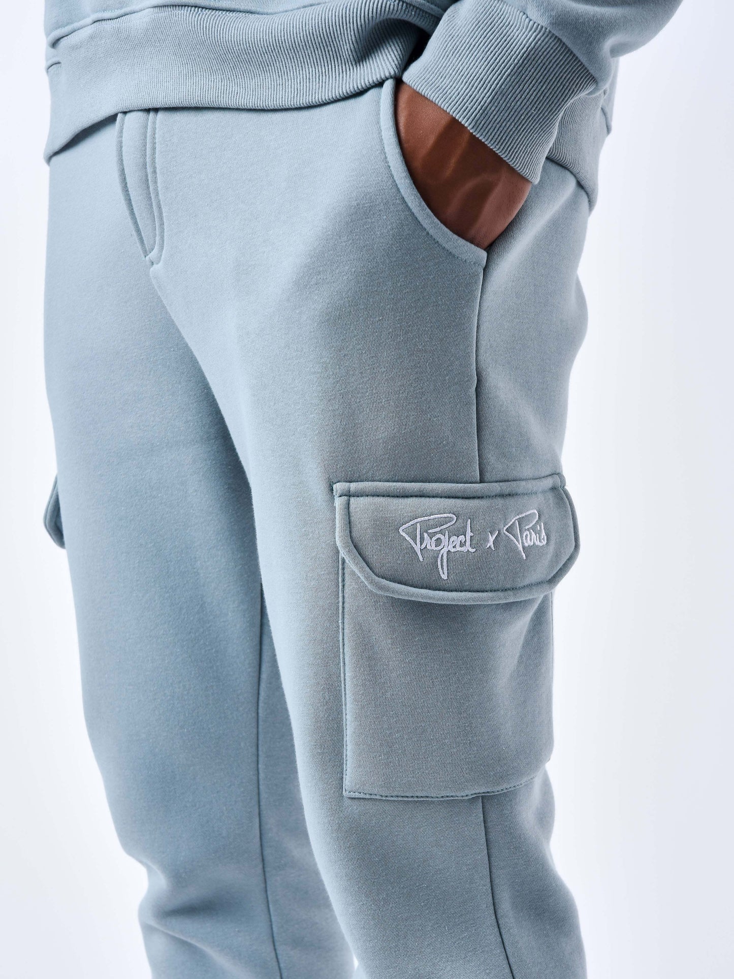 t224013-bleu-gris