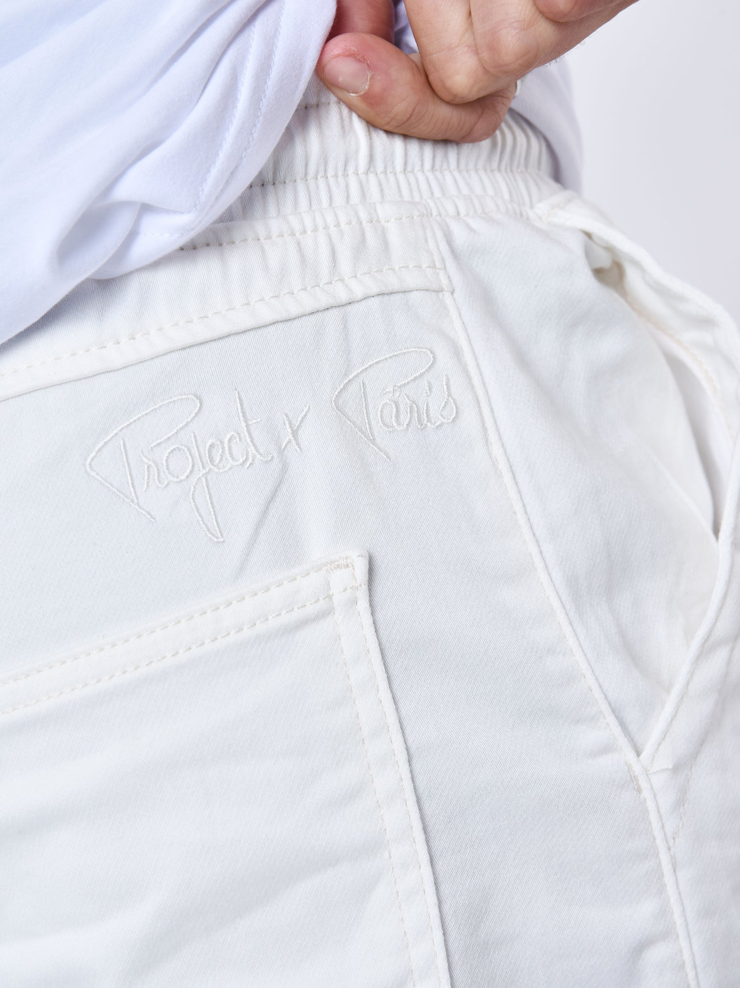 t238005-blanc-casse-detailshot